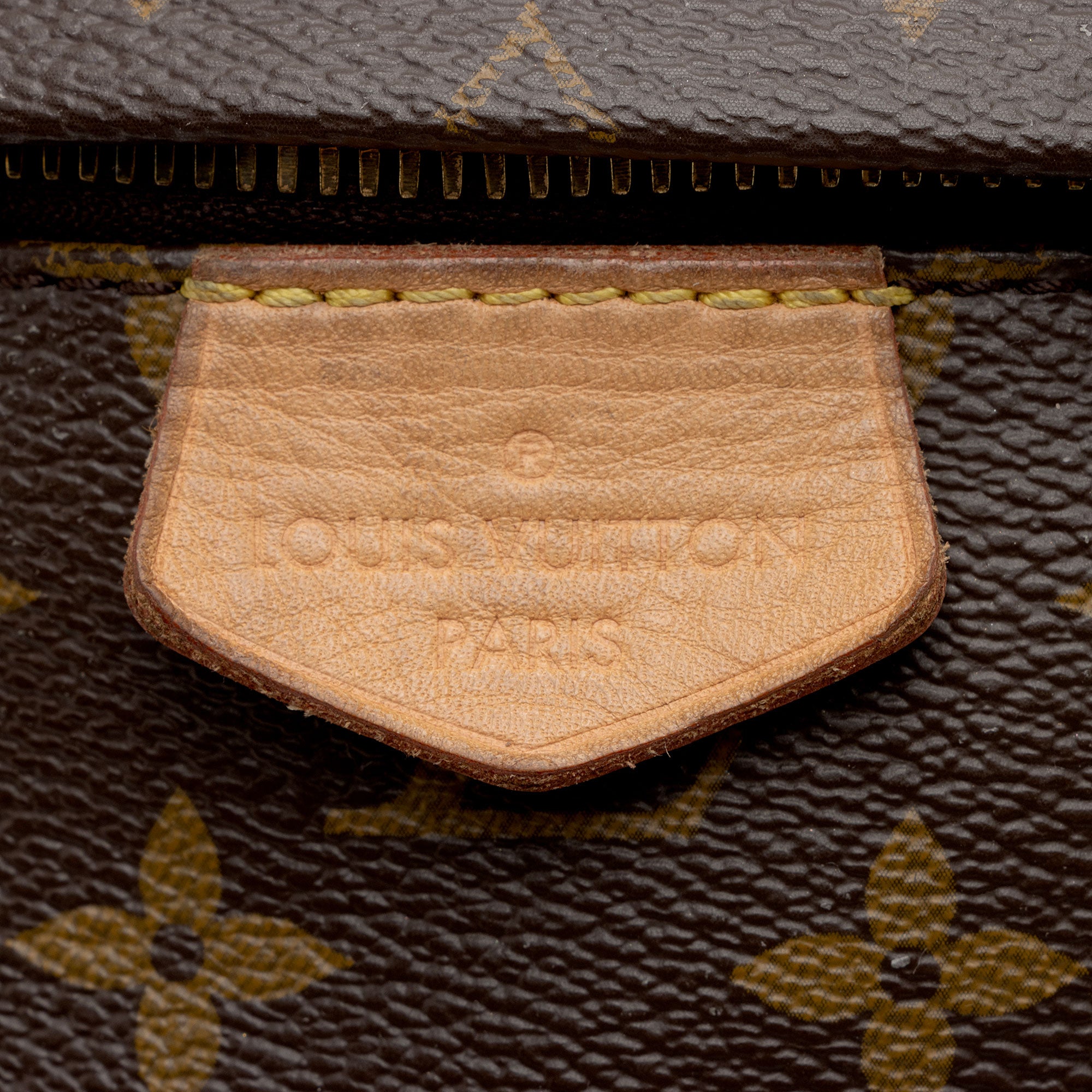 Louis Vuitton Monogram Canvas Bumbag (SHF-jJohPu)
