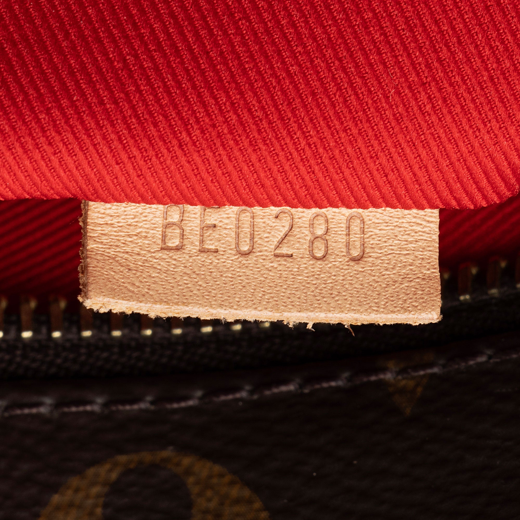 Louis Vuitton Monogram Canvas Carry It Tote