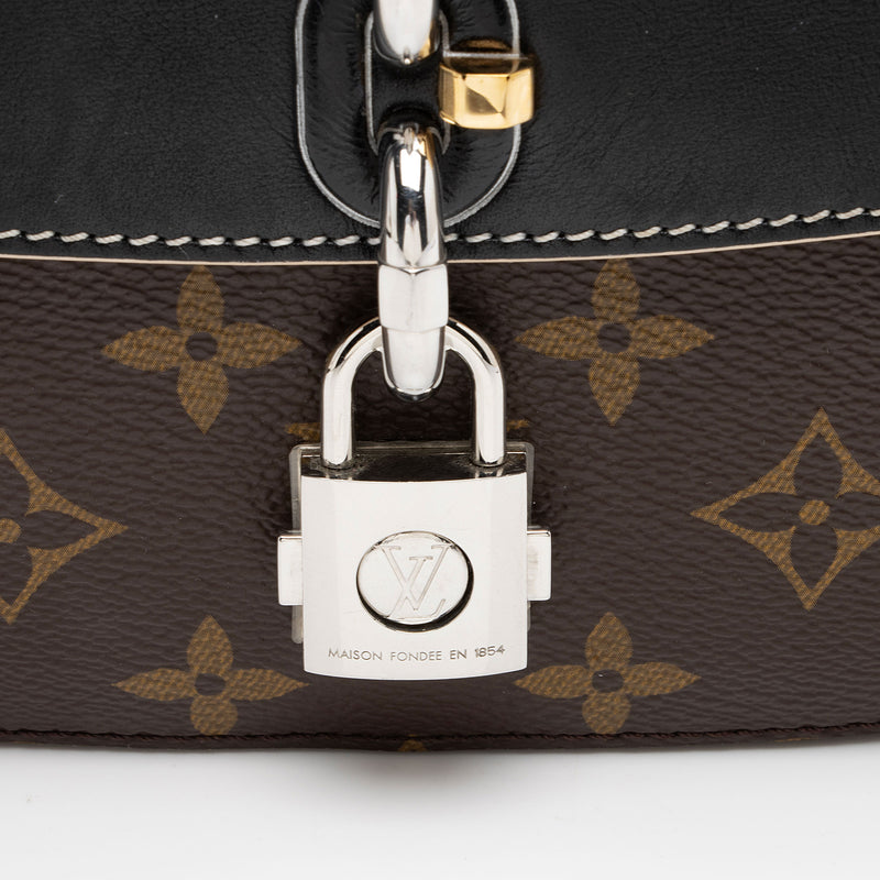 Louis Vuitton Monogram Canvas Chain It PM Shoulder Bag (SHF-Cs01bC)