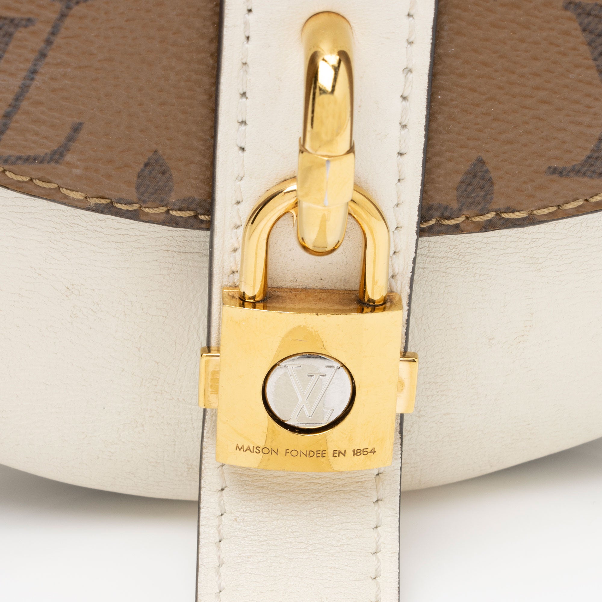 Louis Vuitton Monogram Canvas Chantilly Lock Shoulder Bag (SHF-d0iwvG)