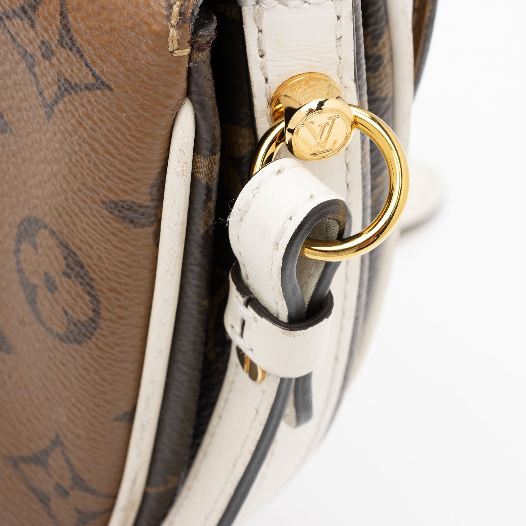 Louis Vuitton Monogram Canvas Chantilly Lock Shoulder Bag (SHF-d0iwvG)