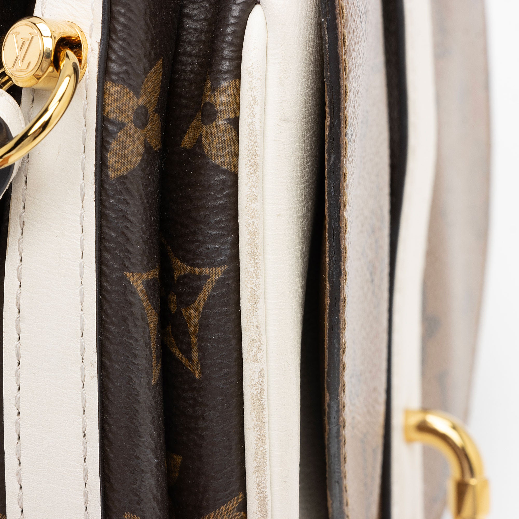 Louis Vuitton Monogram Canvas Chantilly Lock Shoulder Bag (SHF-d0iwvG)