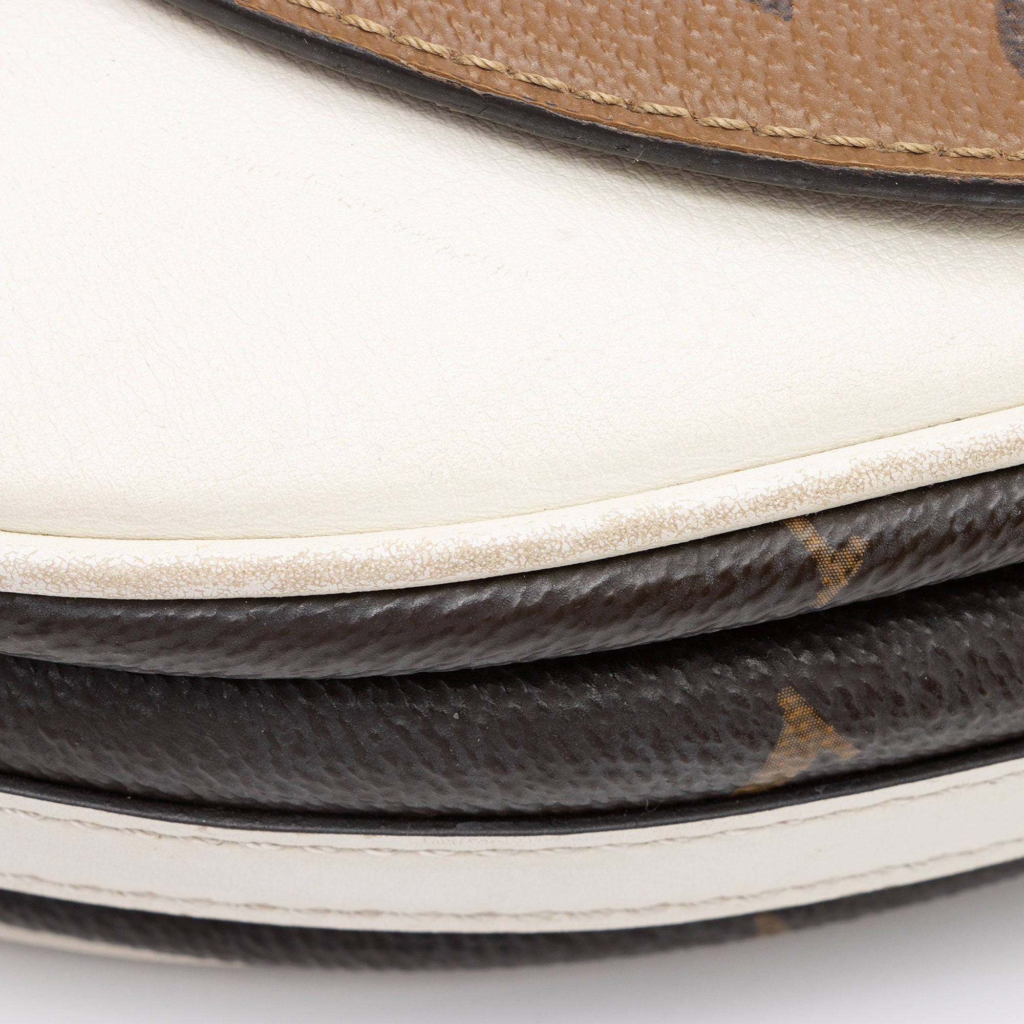 Louis Vuitton Monogram Canvas Chantilly Lock Shoulder Bag (SHF-d0iwvG)