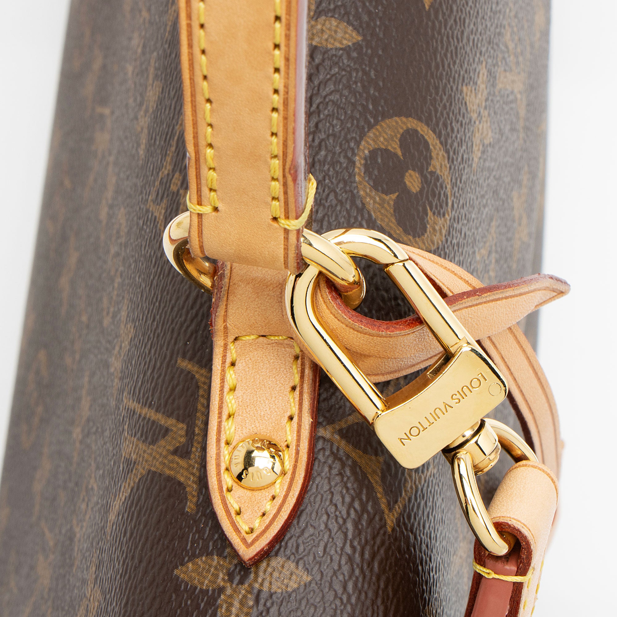 Louis Vuitton Monogram Canvas Cluny BB Satchel