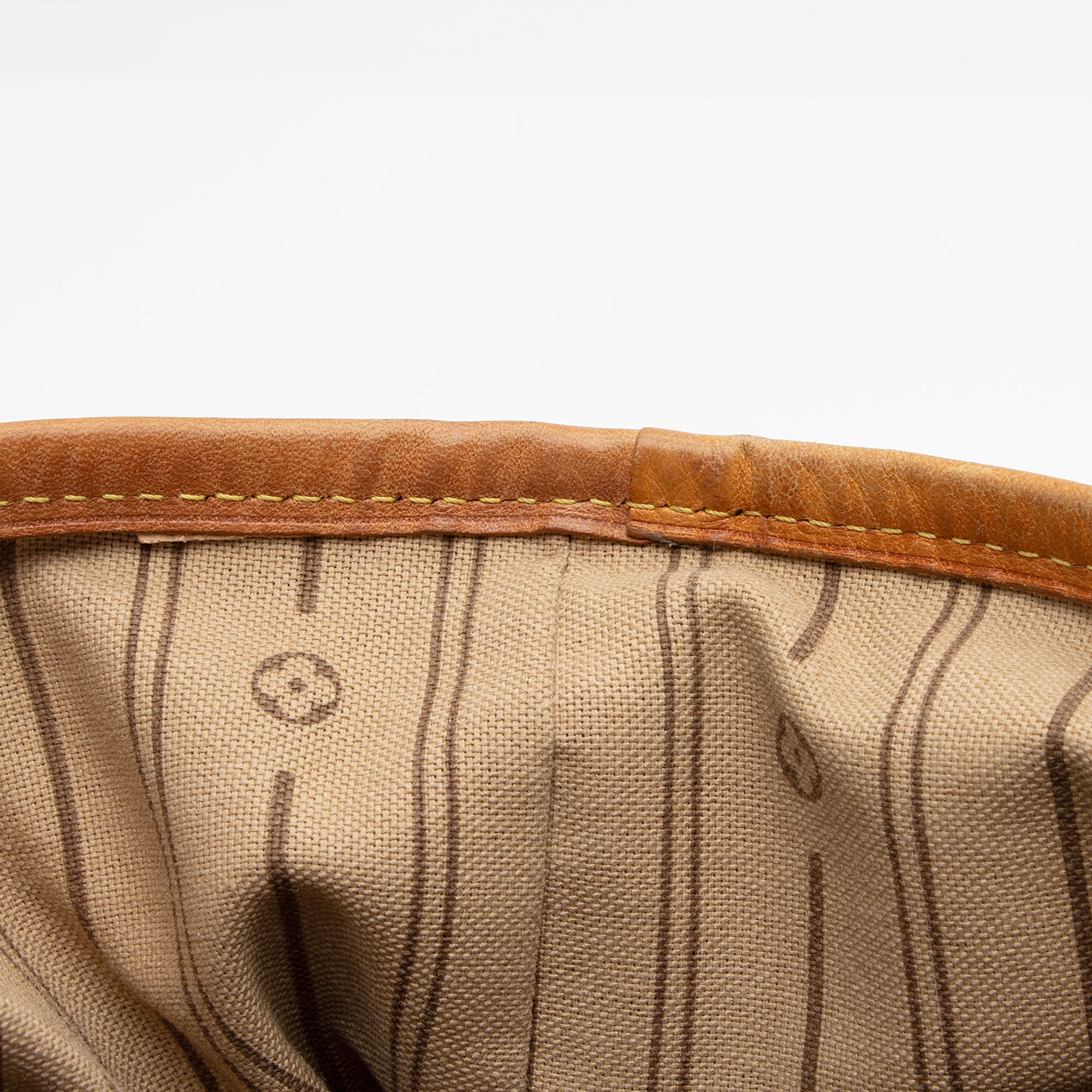 Louis Vuitton Monogram Canvas Delightful PM Shoulder Bag (SHF-dnaKgr)