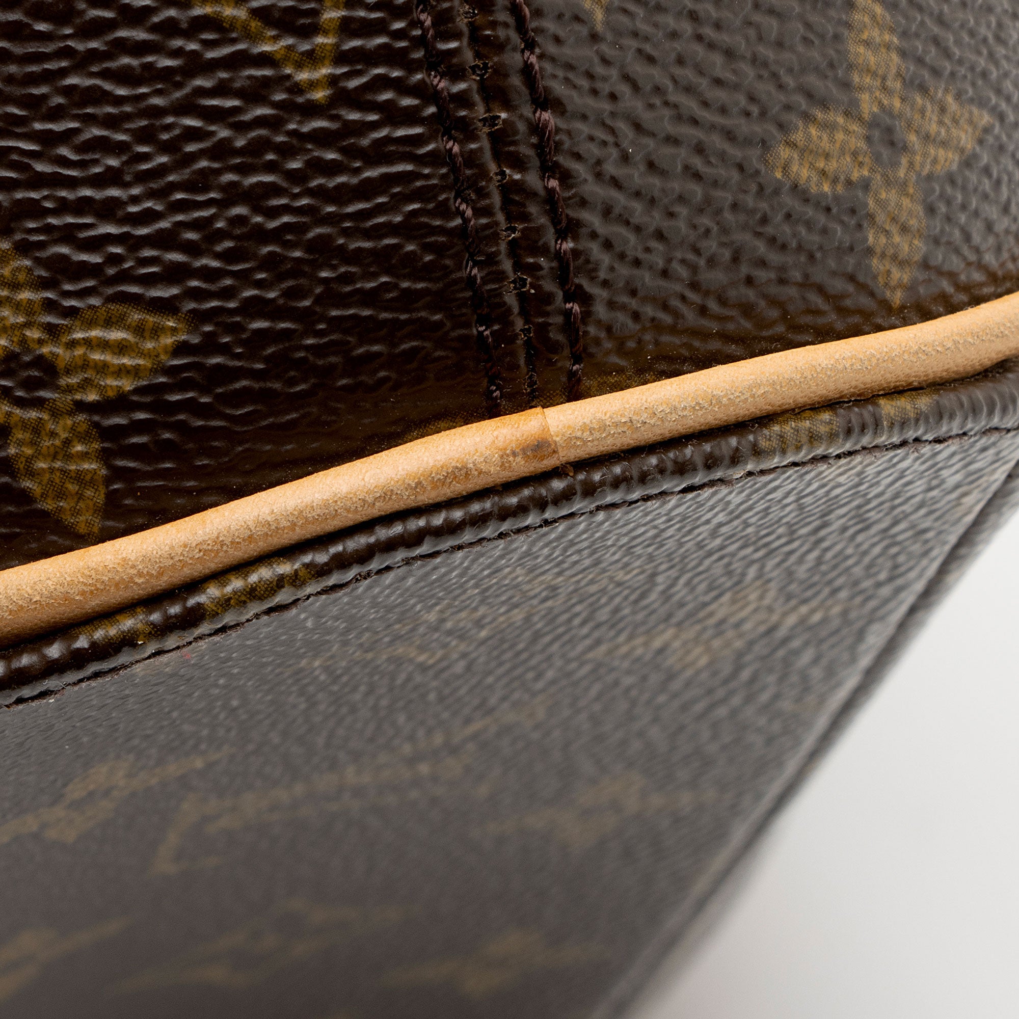 Louis Vuitton Monogram Canvas Ellipse PM Satchel (SHF-H8XCRr)