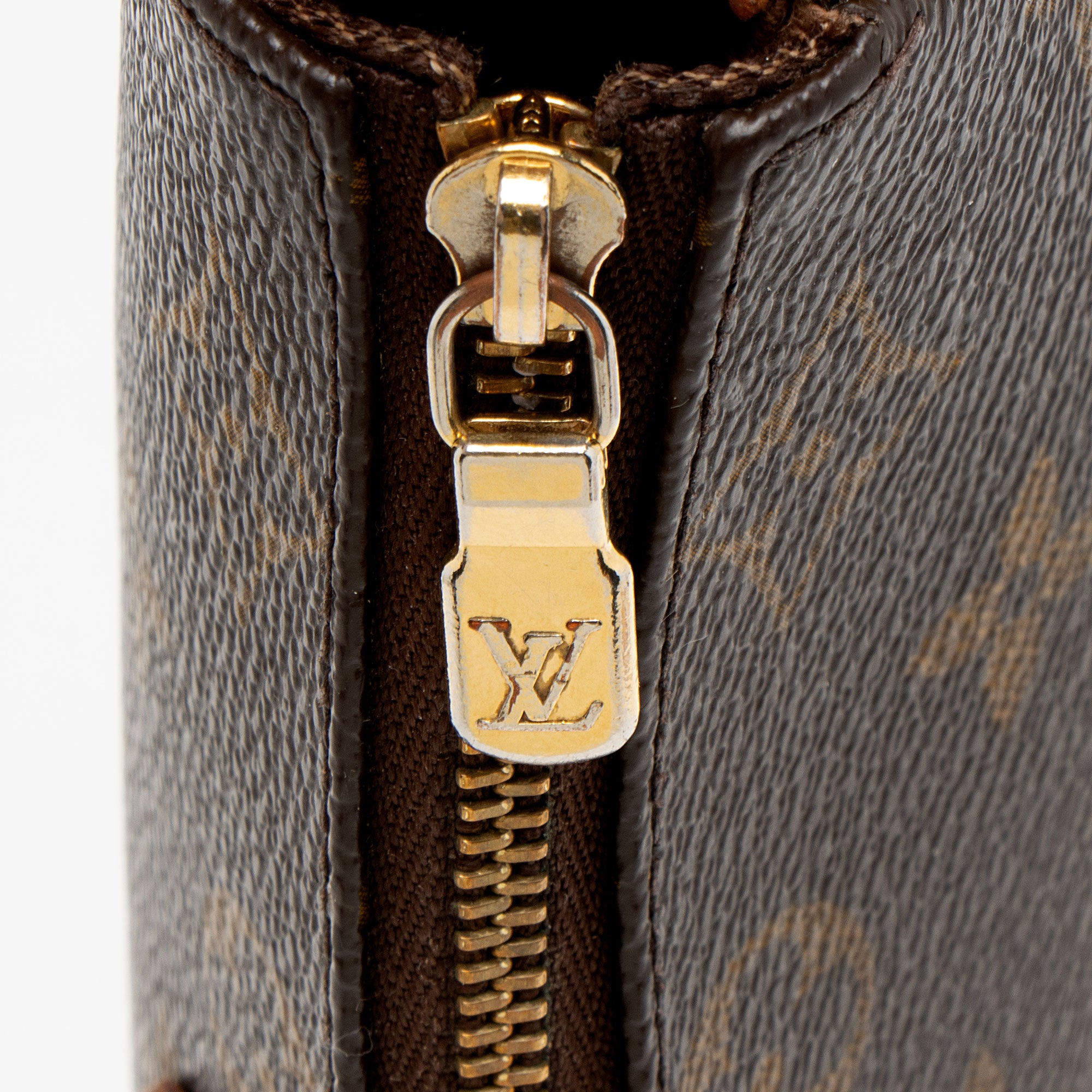 Louis Vuitton Monogram Canvas Eva Clutch