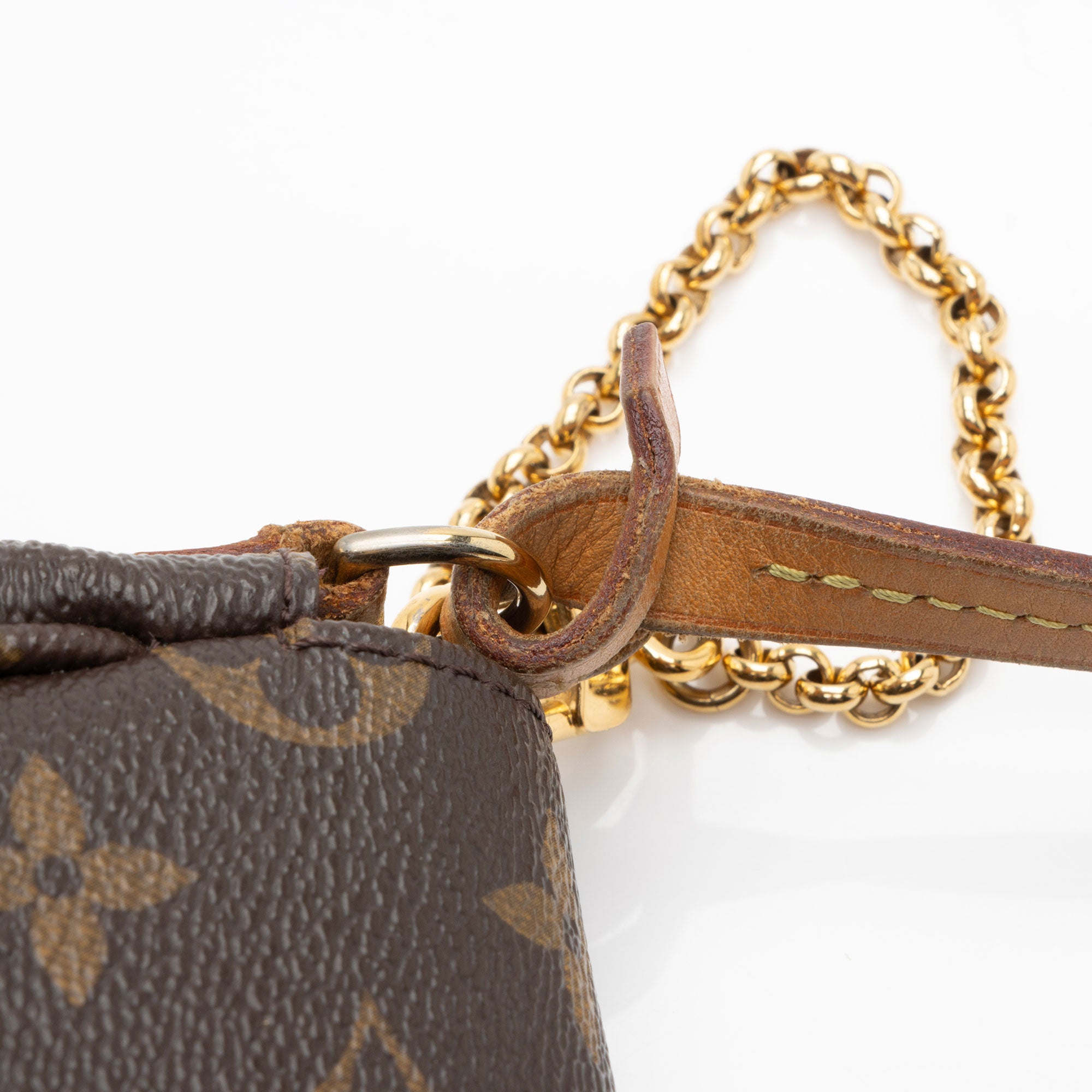 Louis Vuitton Monogram Canvas Favorite MM Shoulder Bag (SHF-yivpBZ)
