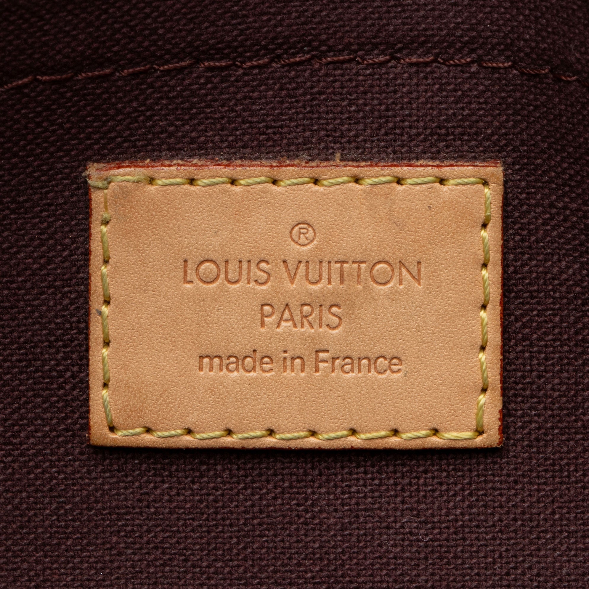Louis Vuitton Monogram Canvas Favorite MM Shoulder Bag (SHF-yivpBZ)