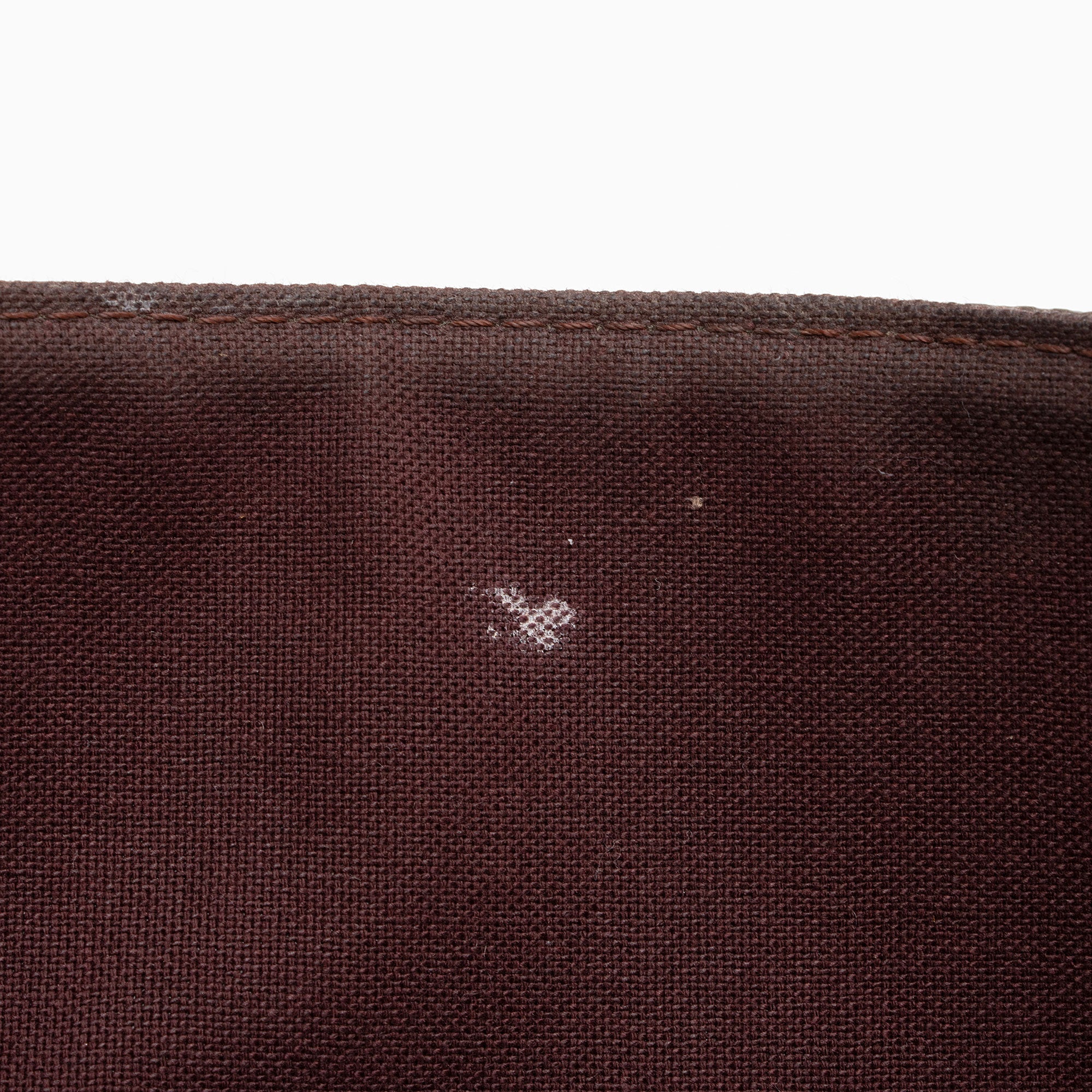 Louis Vuitton Monogram Canvas Favorite MM Shoulder Bag (SHF-GXfQJT)