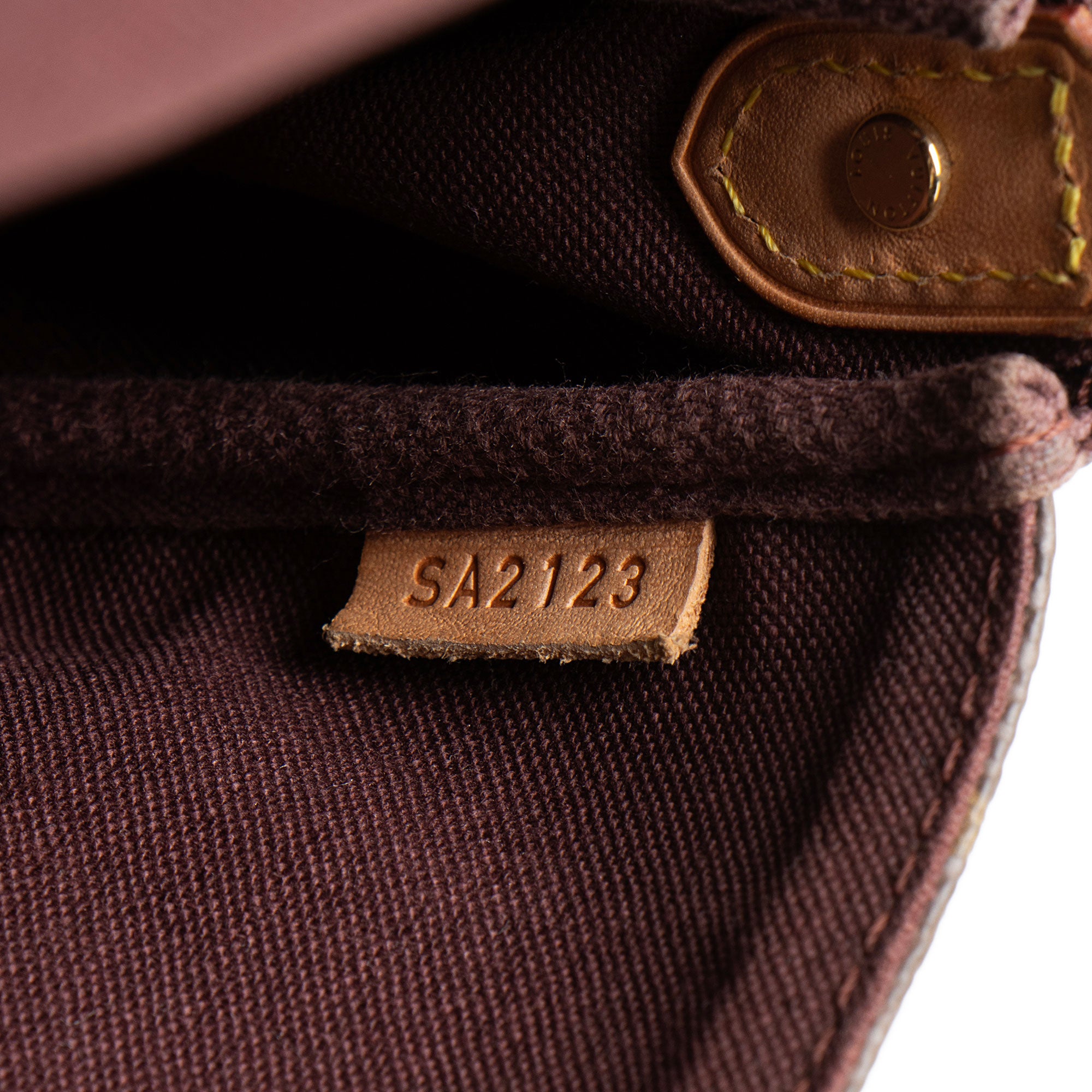 Louis Vuitton Monogram Canvas Favorite MM Shoulder Bag