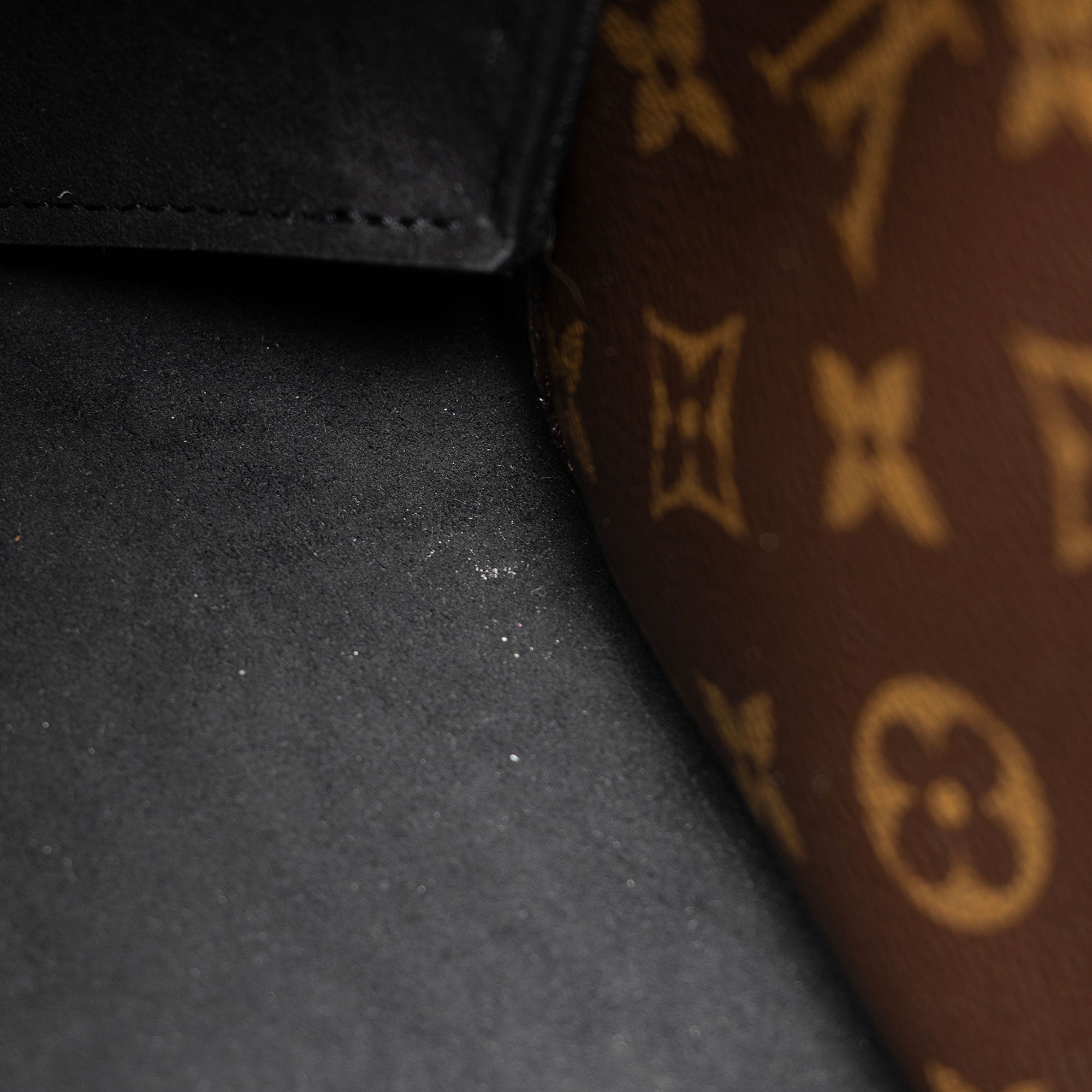 Louis Vuitton Monogram Canvas Flower Tote (SHF-YKiKWn)