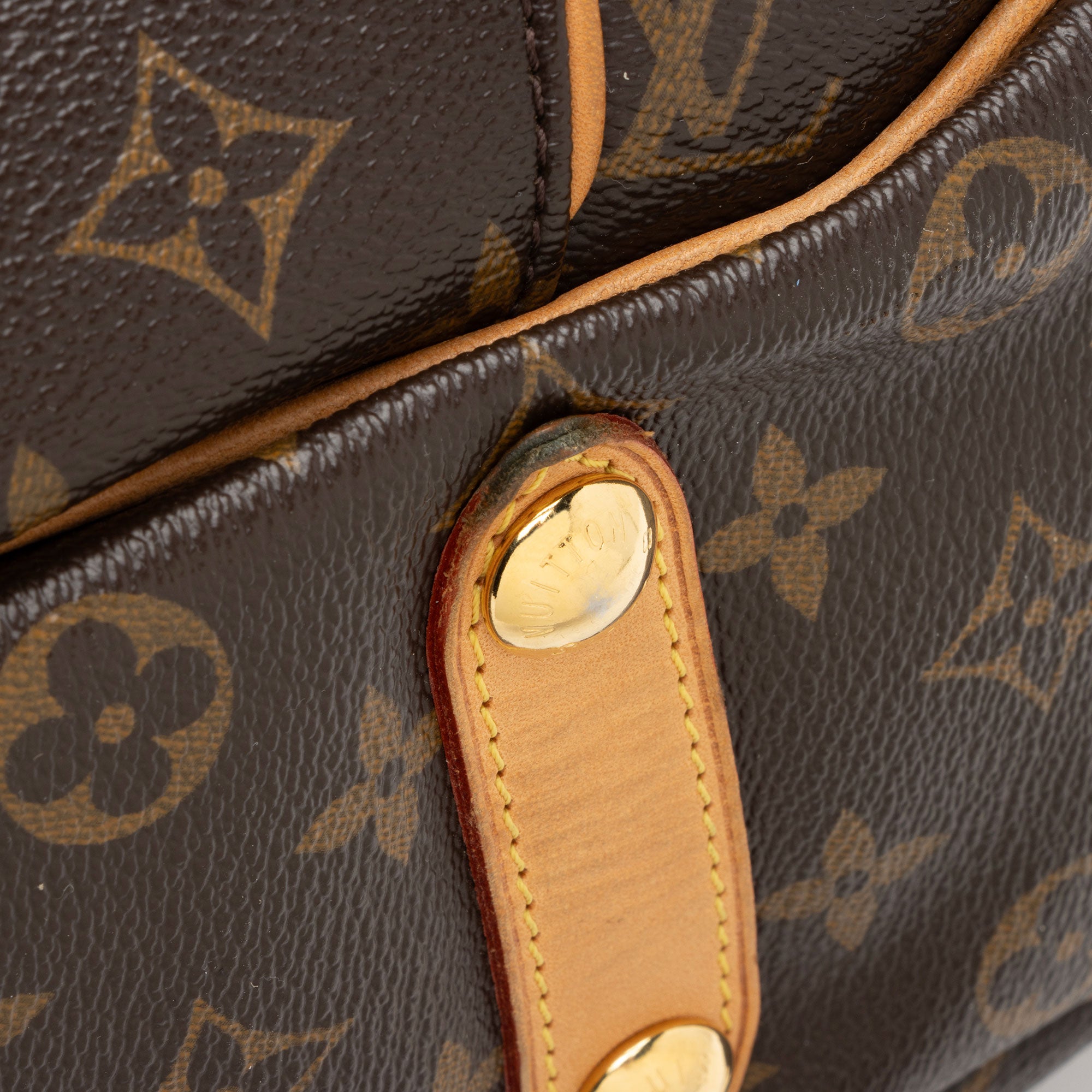 Louis Vuitton Monogram Canvas Galliera PM Shoulder Bag (SHF-5TshBl)