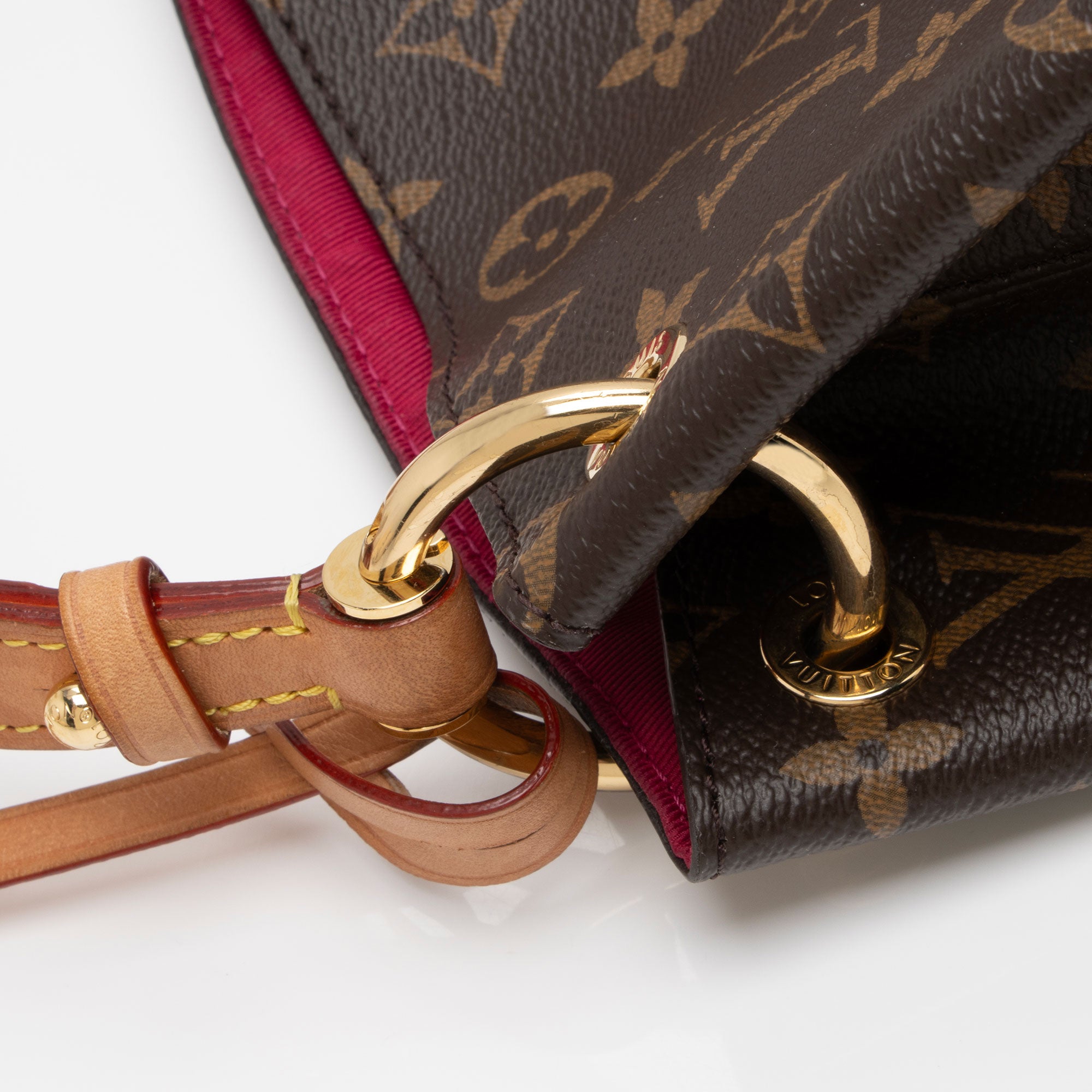 Louis Vuitton Monogram Canvas Graceful MM Hobo (SHF-tfwRXn)