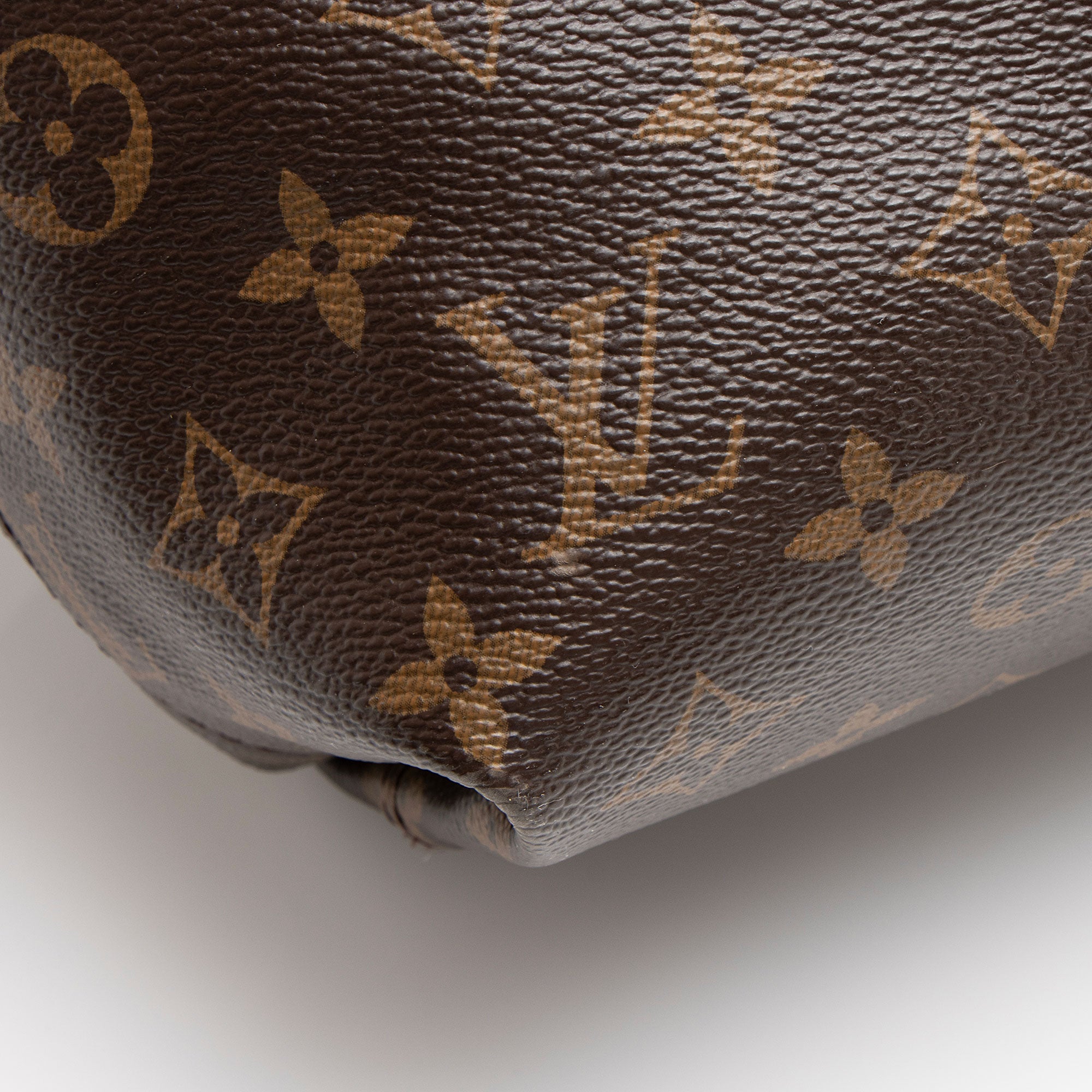 Louis Vuitton Monogram Canvas Graceful MM Hobo (SHF-Qx8RK4)
