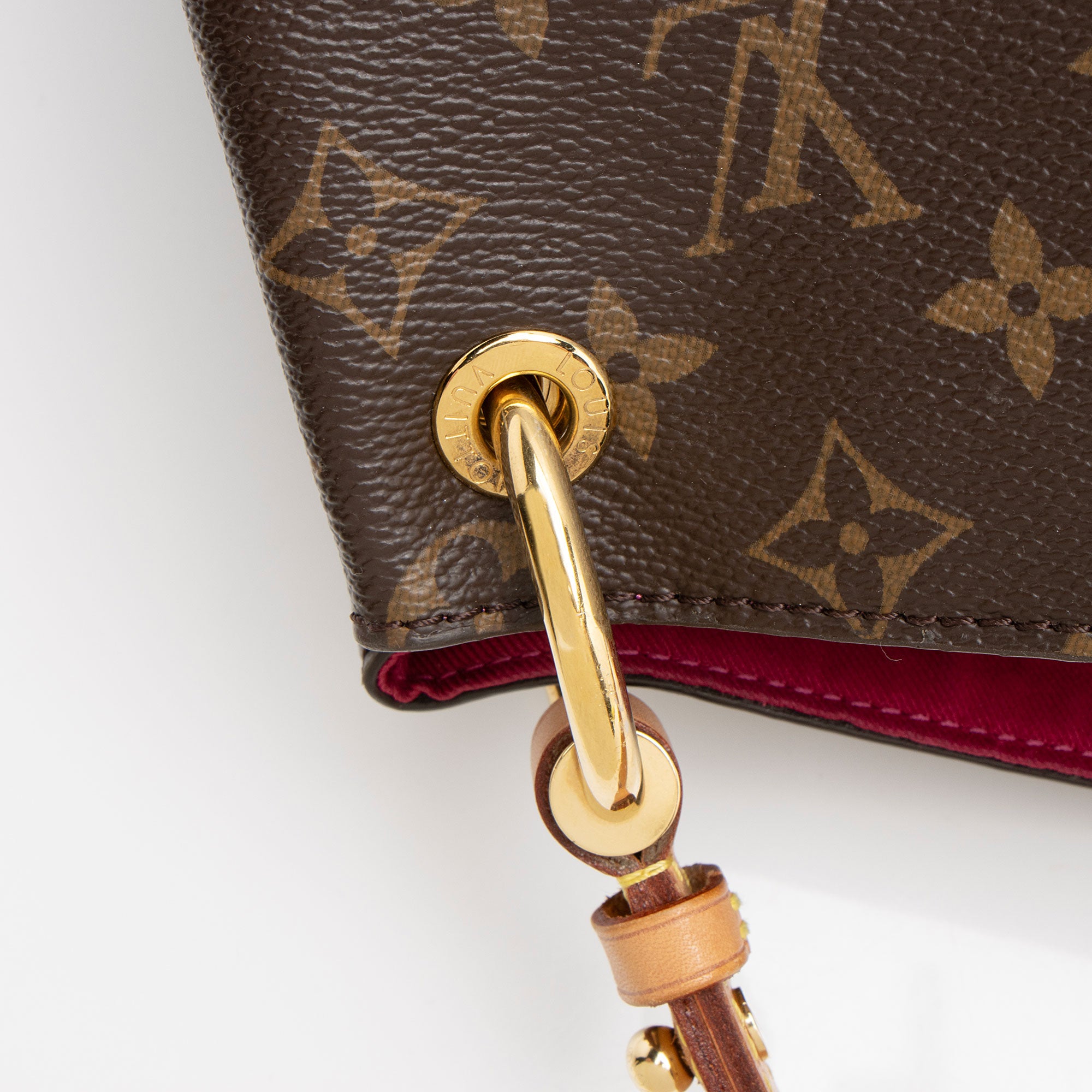 Louis Vuitton Monogram Canvas Graceful MM Hobo (SHF-Qx8RK4)
