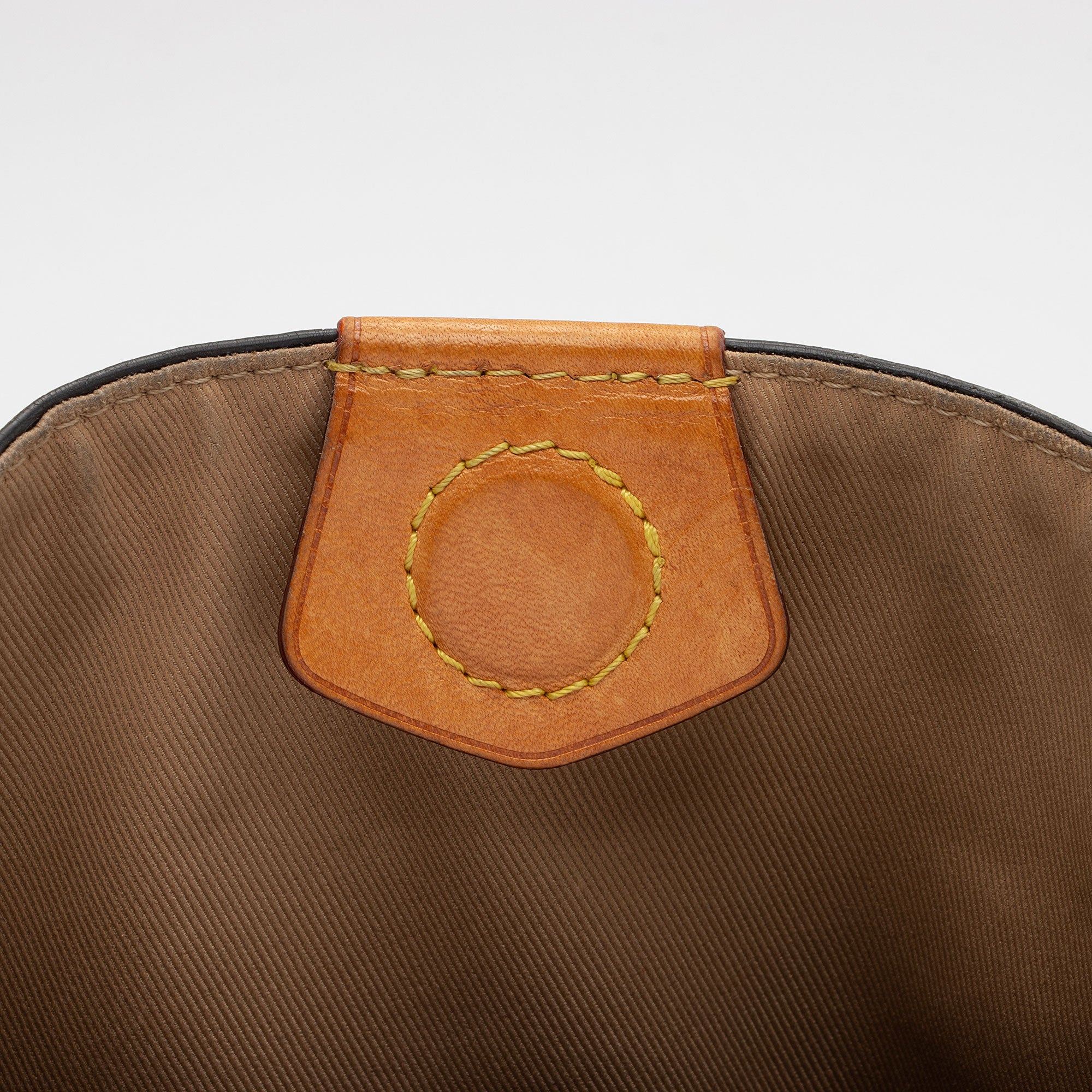 Louis Vuitton Monogram Canvas Graceful PM Hobo (SHF-8CF3hY)