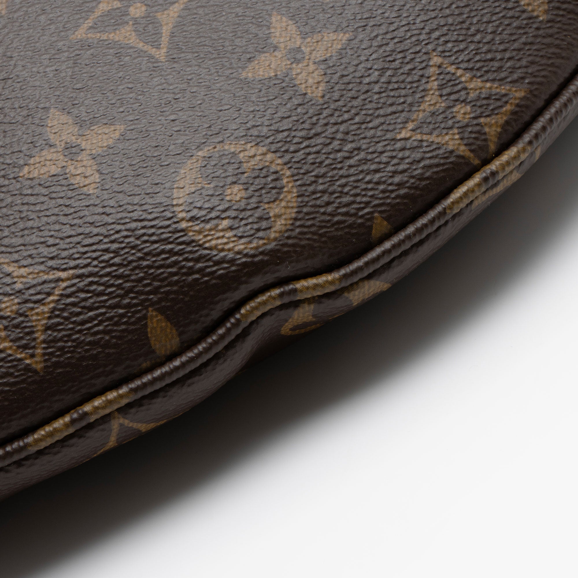 Louis Vuitton Monogram Canvas High Rise Bumbag