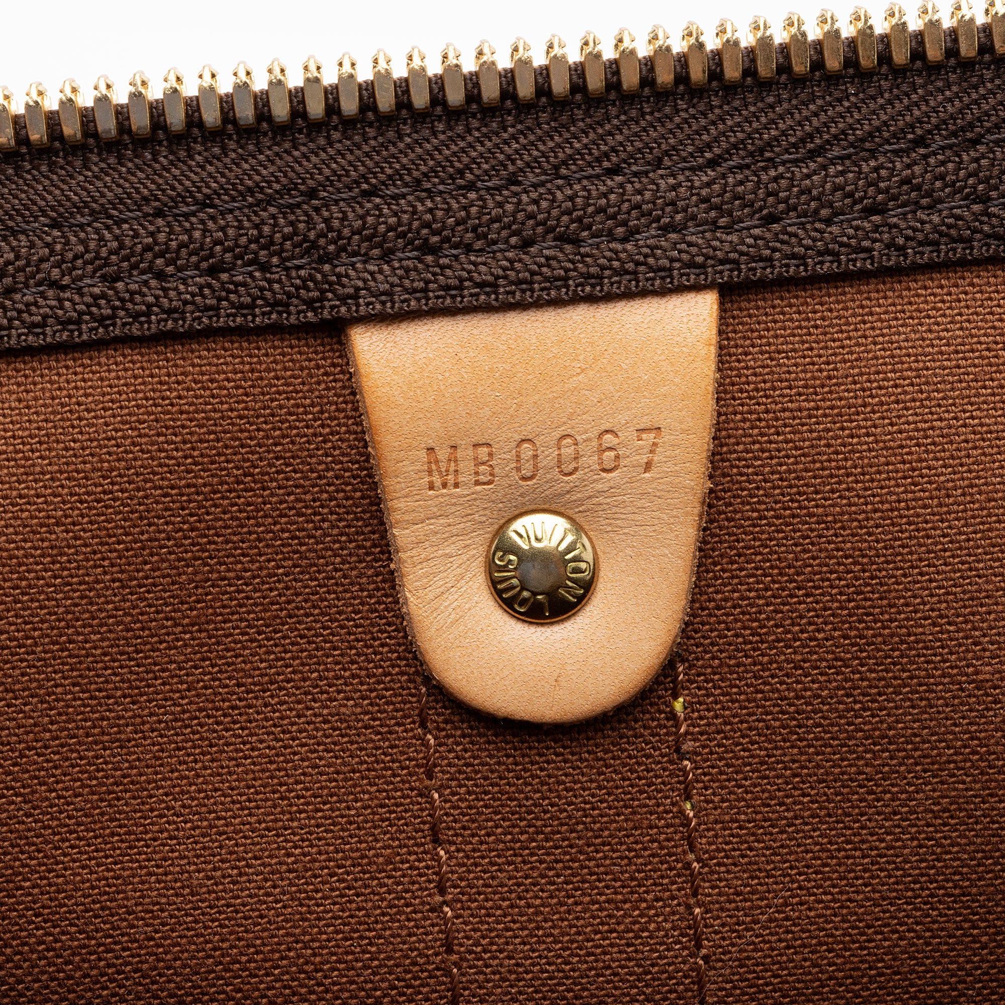 Louis Vuitton Monogram Canvas Keepall 50 Duffle Bag (SHF-2N6ZWx)