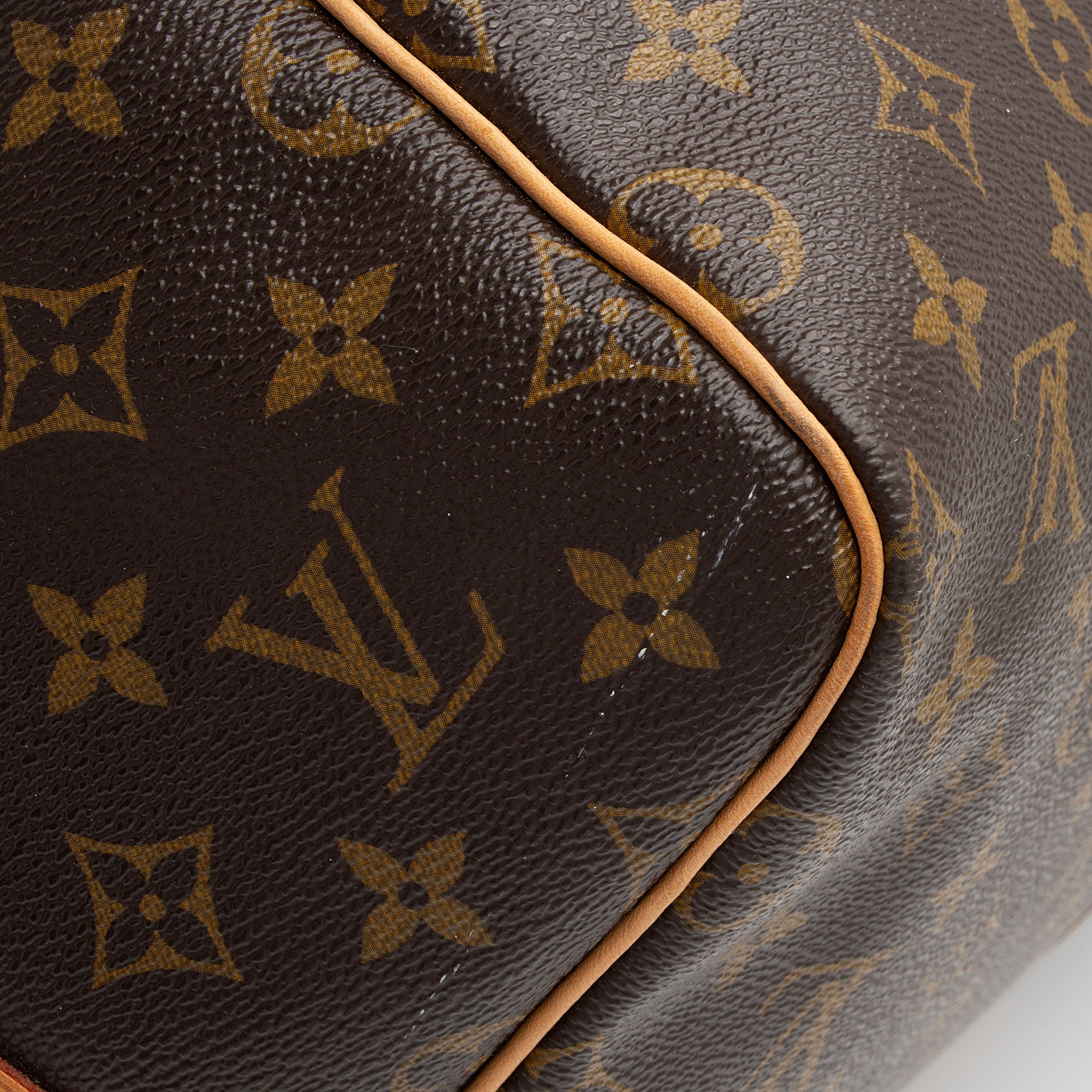 Louis Vuitton Monogram Canvas Keepall Bandouliere 55 Duffle Bag (SHF-BWjDGO)