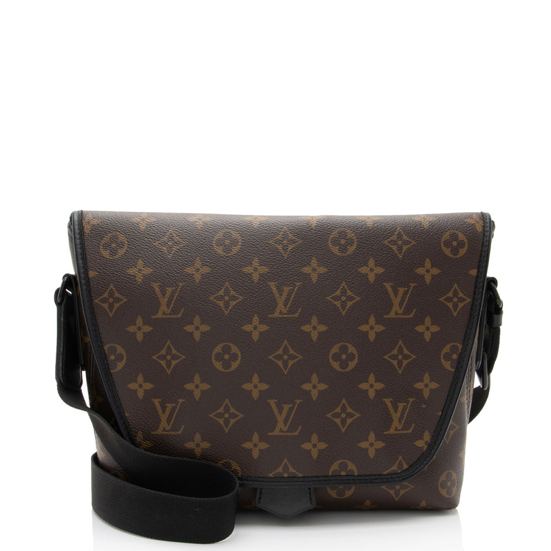 Louis Vuitton Monogram Canvas Macassar Magnetic Messenger (SHF-2xonZt)