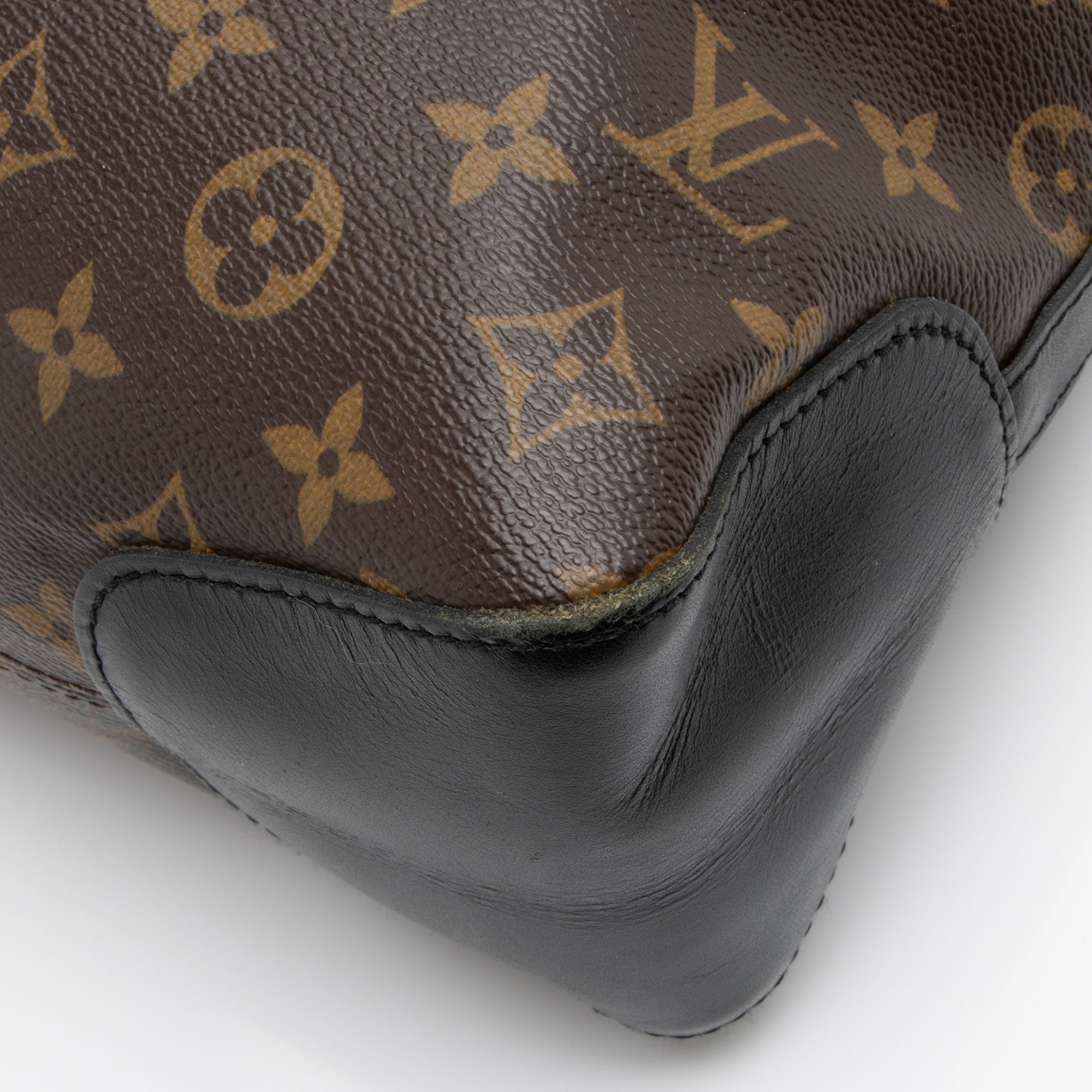 Louis Vuitton Monogram Canvas Macassar Torres Messenger