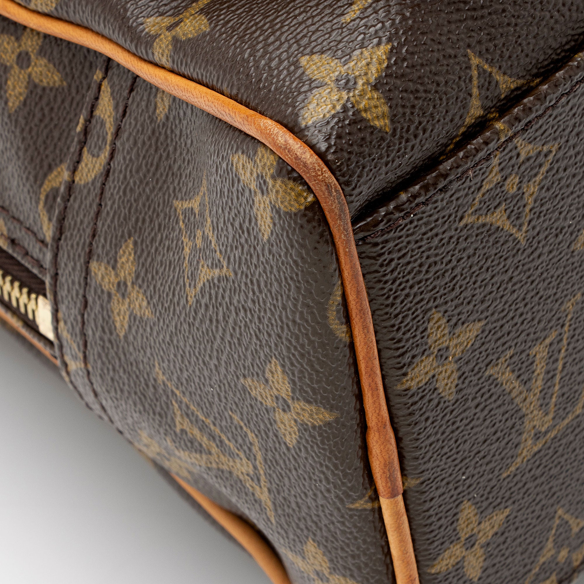 Louis Vuitton Monogram Canvas Manhattan GM Satchel (SHF-23nqTq)