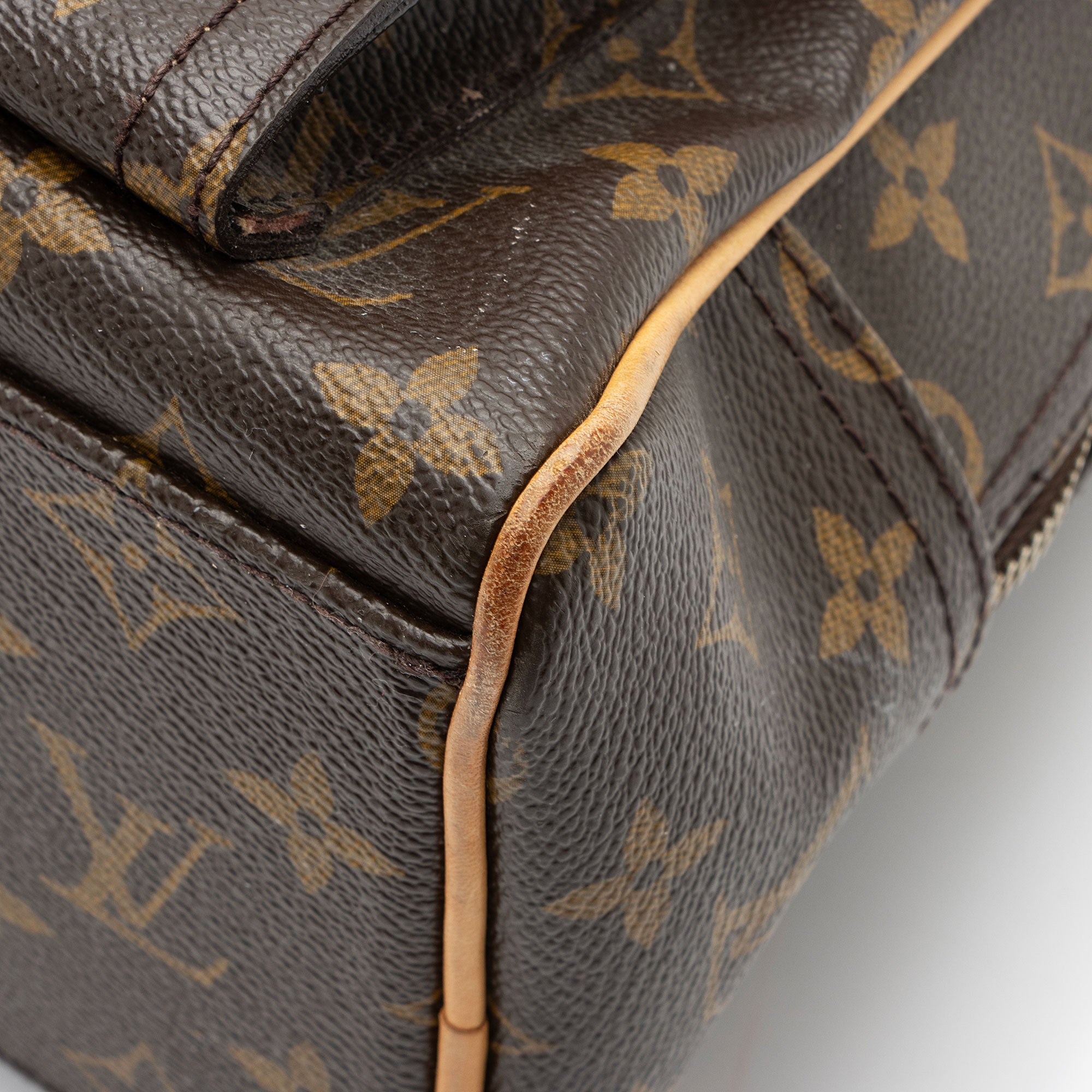 Louis Vuitton Monogram Canvas Manhattan GM Satchel