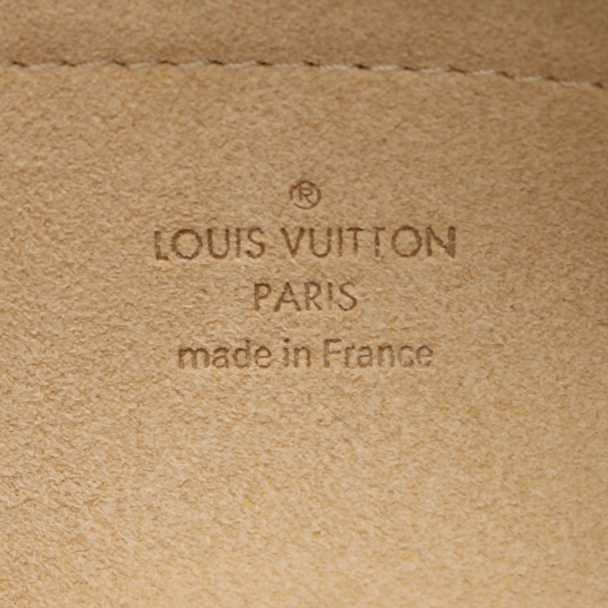 Louis Vuitton Monogram Canvas Milla MM Pochette (SHF-SUsMut)