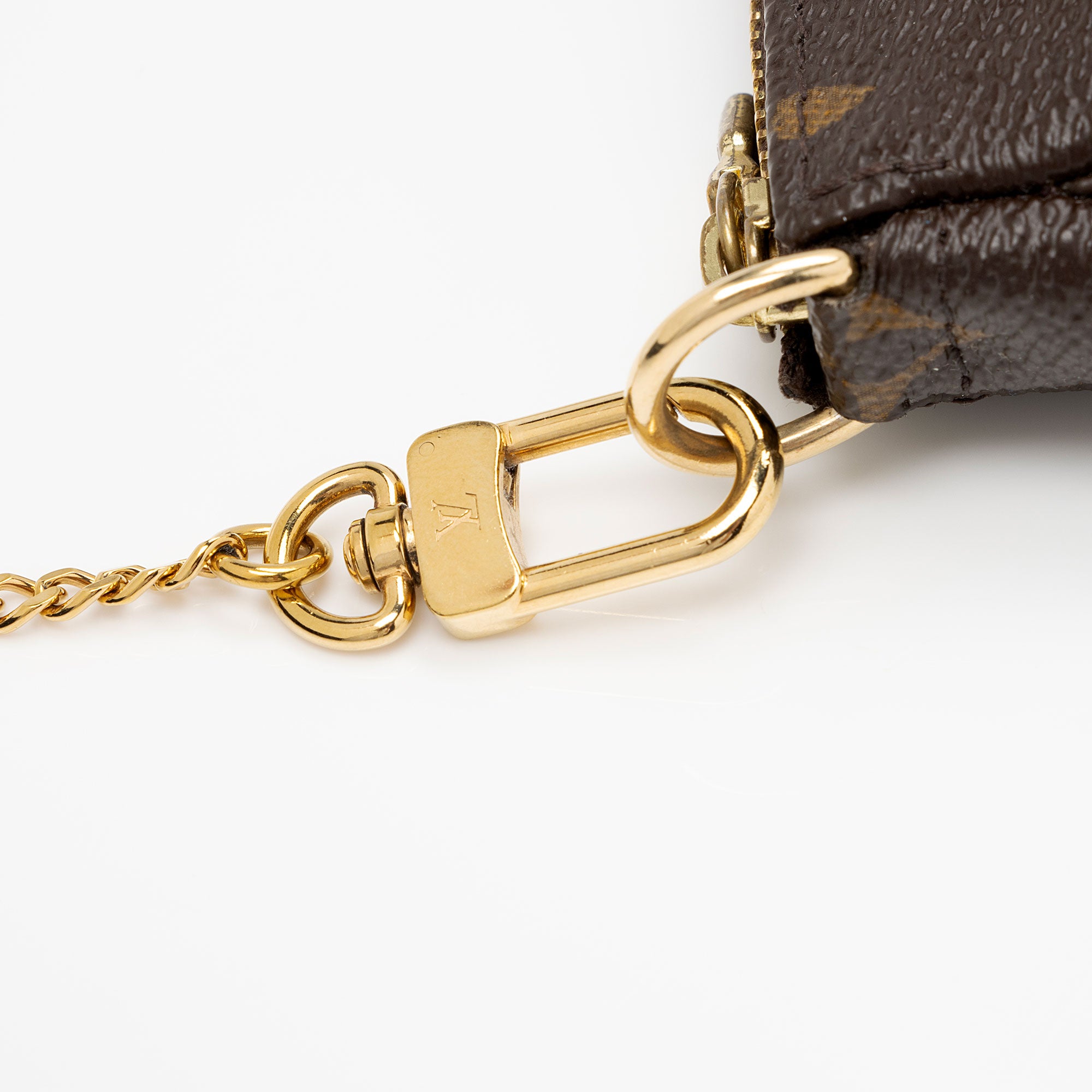 Louis Vuitton Monogram Canvas Mini Pochette Accessoires (SHF-s84SHR)