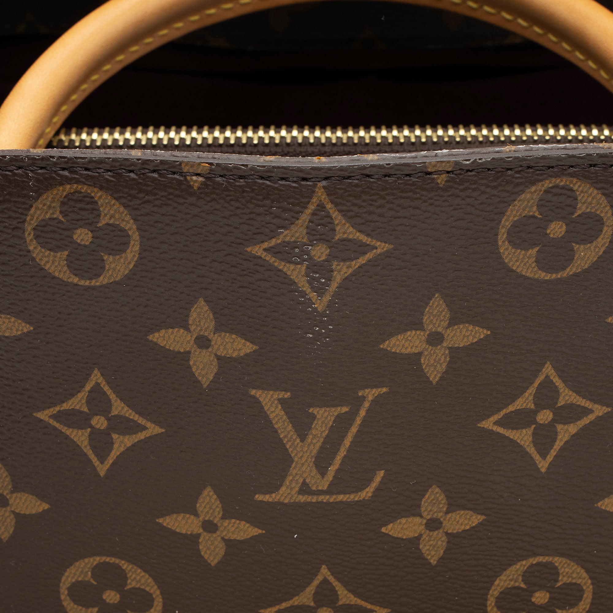 Louis Vuitton Monogram Canvas Montaigne MM Tote