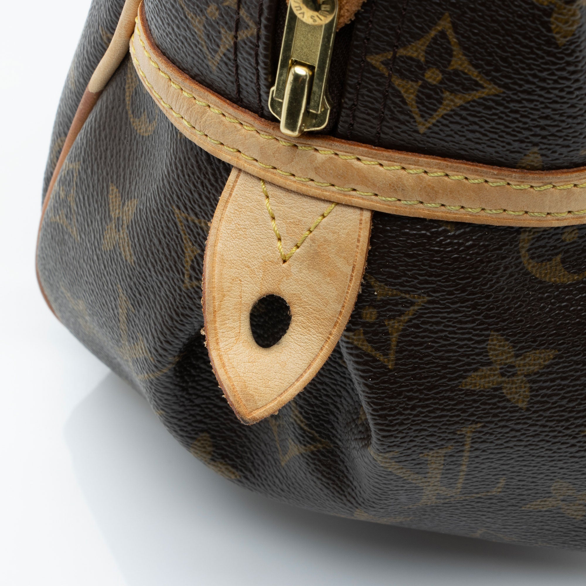 Louis Vuitton Monogram Canvas Montorgueil PM Shoulder Bag (SHF-21BXZs)