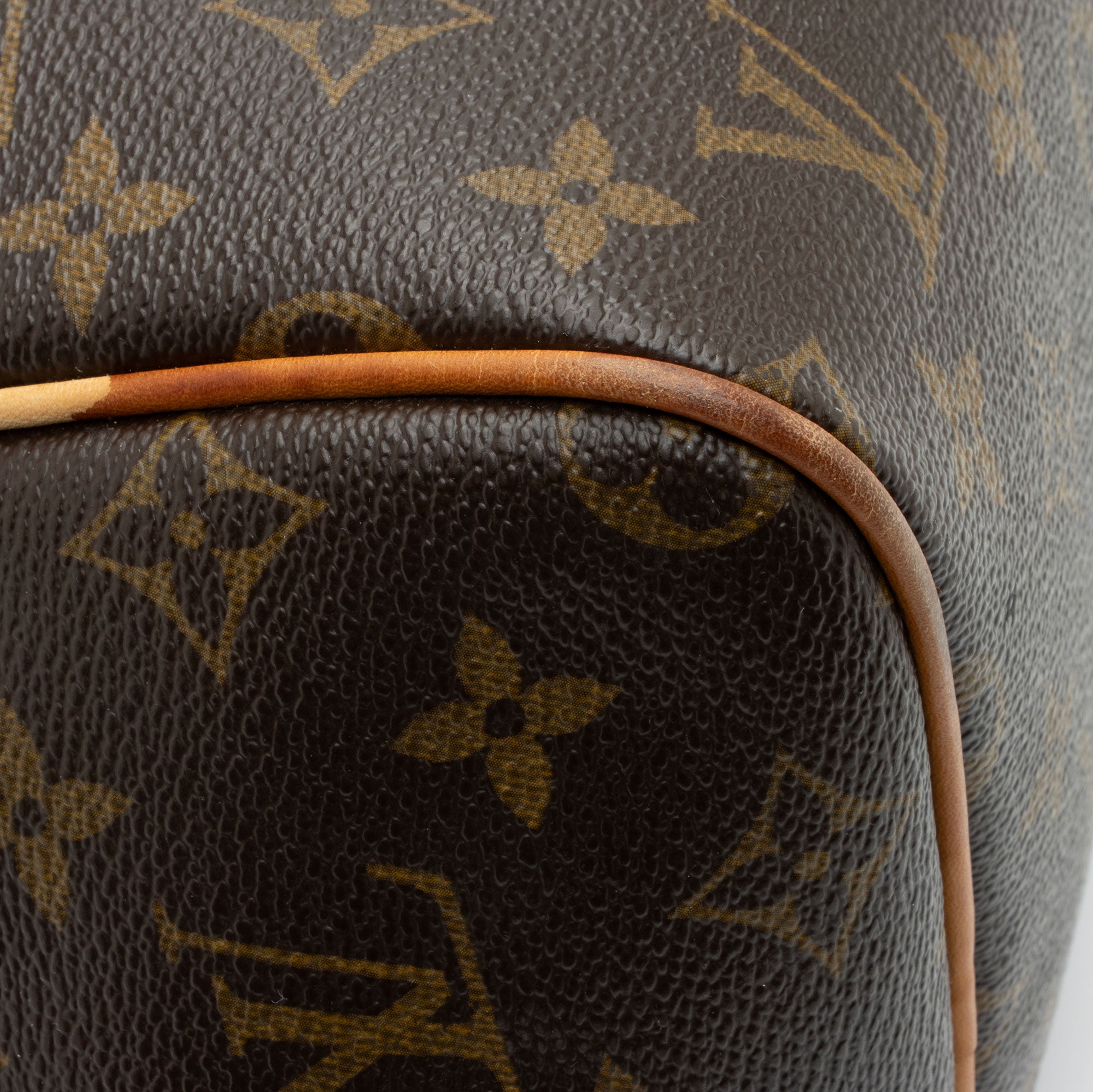 Louis Vuitton Monogram Canvas Montorgueil PM Shoulder Bag (SHF-21BXZs)