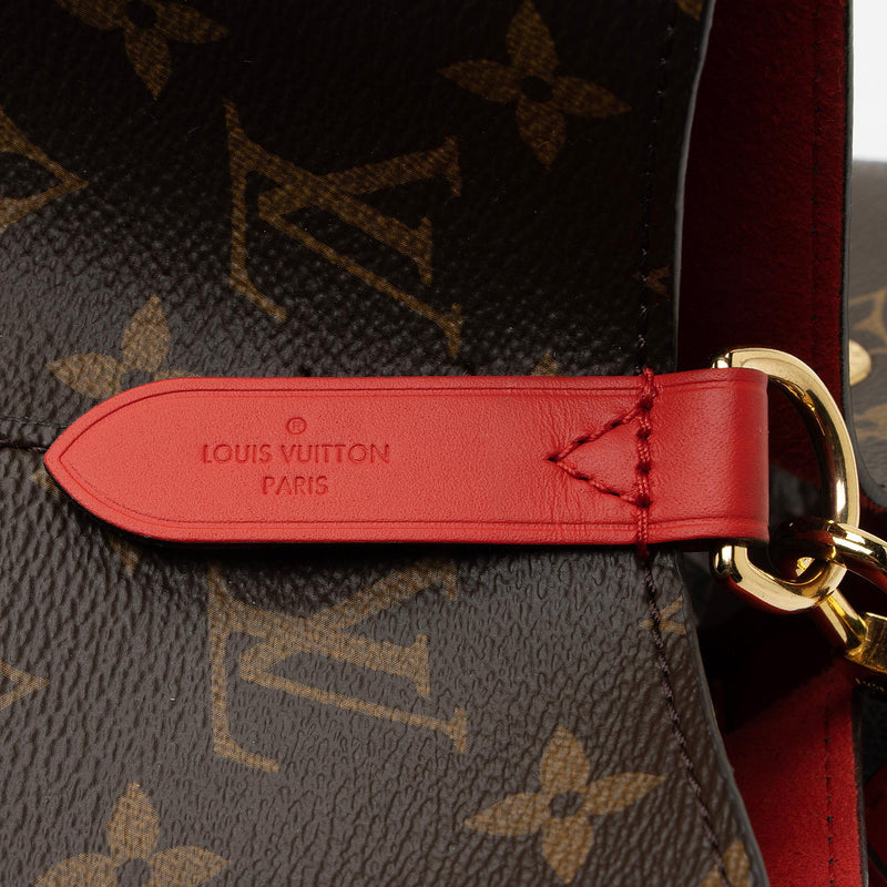 Louis Vuitton Monogram Canvas Neonoe Shoulder Bag (SHF-dz3gM8