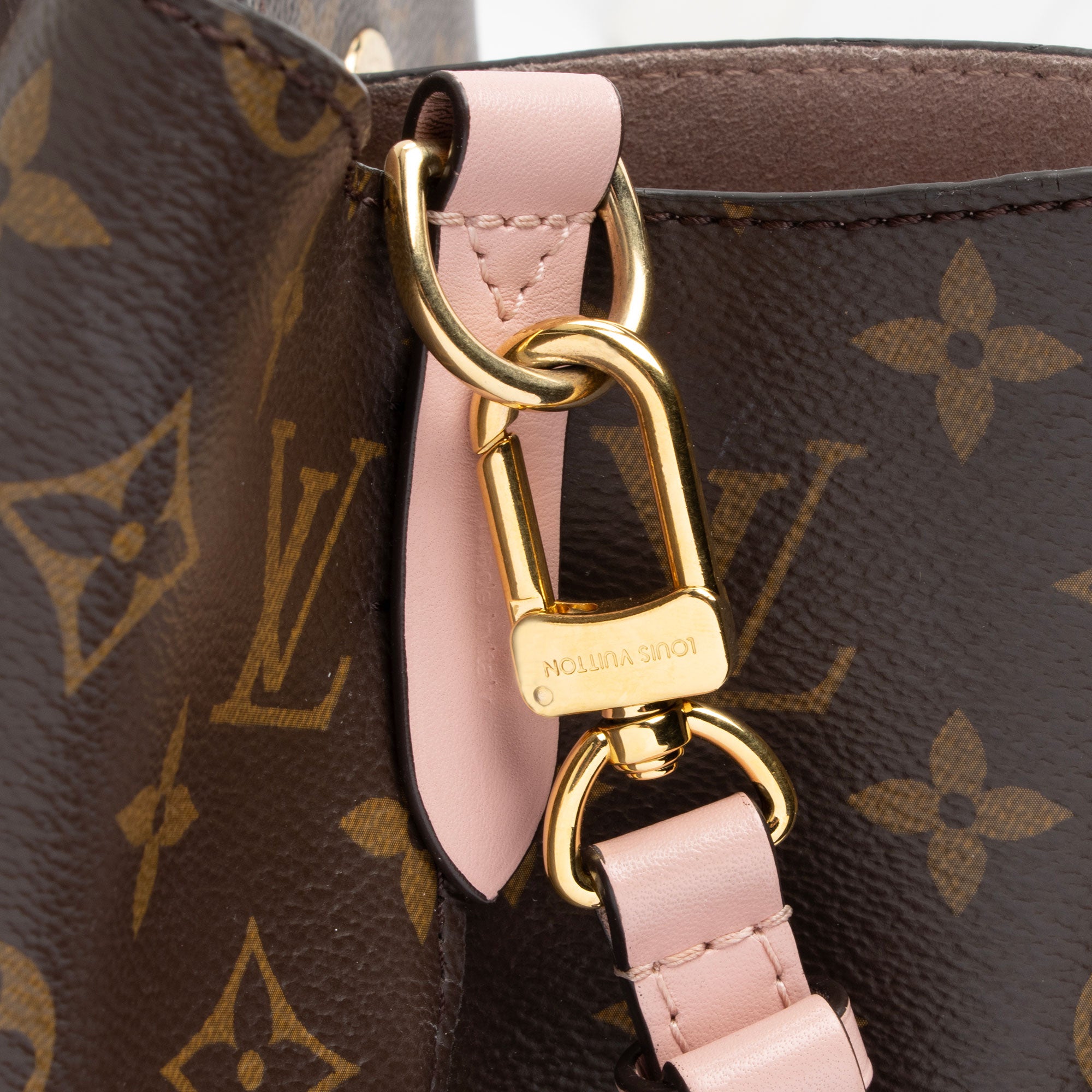Louis Vuitton Monogram Canvas Neonoe MM Shoulder Bag (SHF-CAo8S9)