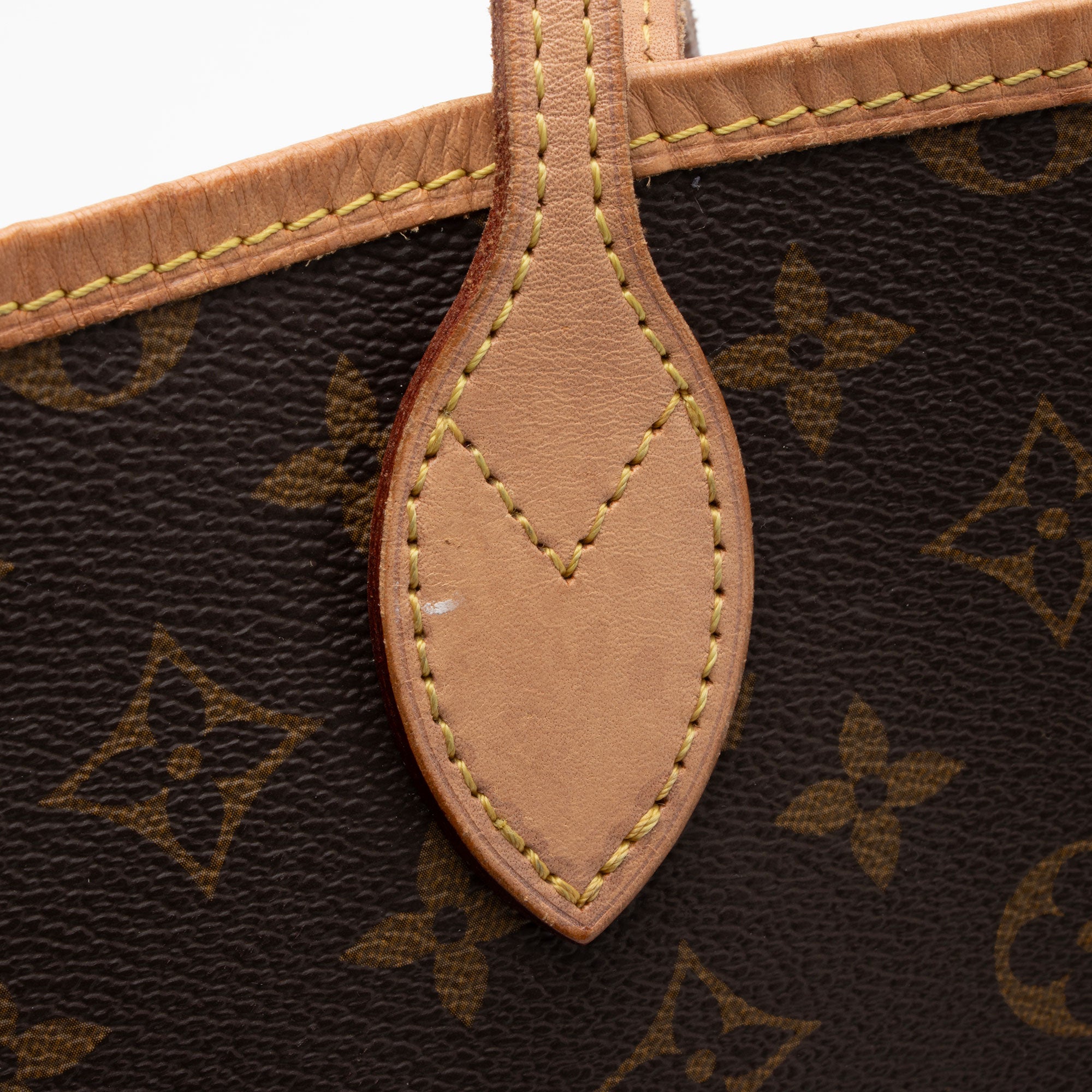 Louis Vuitton Monogram Canvas Neverfull GM Tote (SHF-c7qIyv)