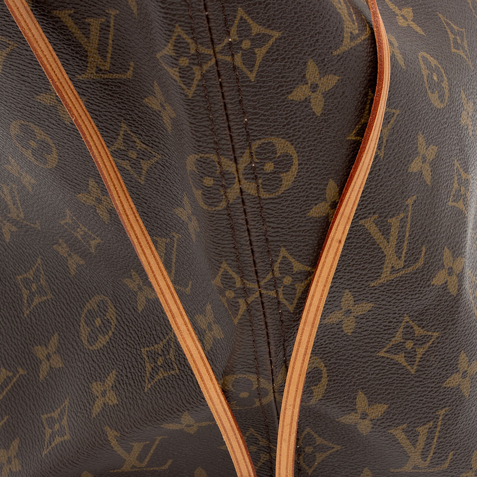 Louis Vuitton Monogram Canvas Neverfull GM Tote (SHF-n869XF)