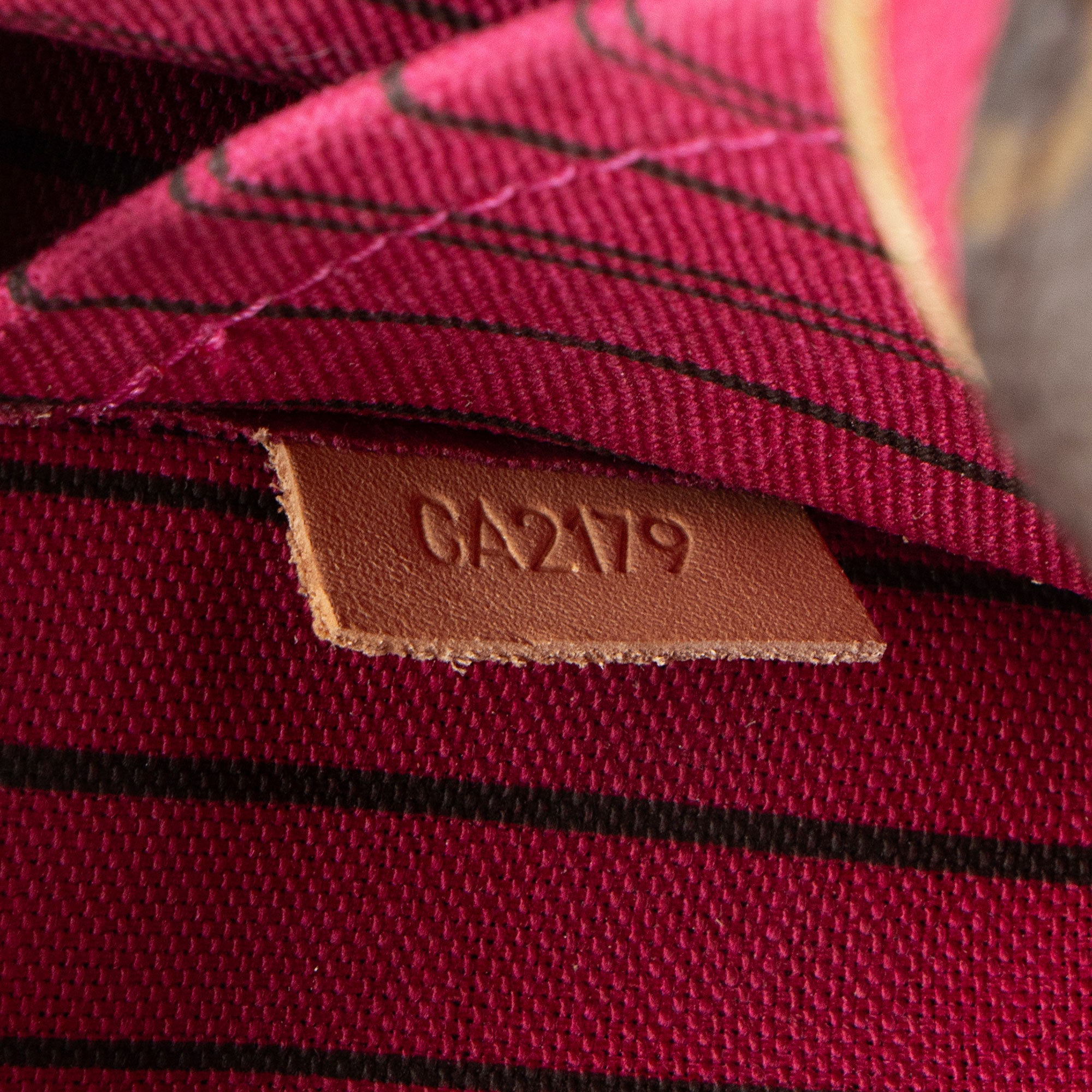 Louis Vuitton Monogram Canvas Neverfull MM Pochette