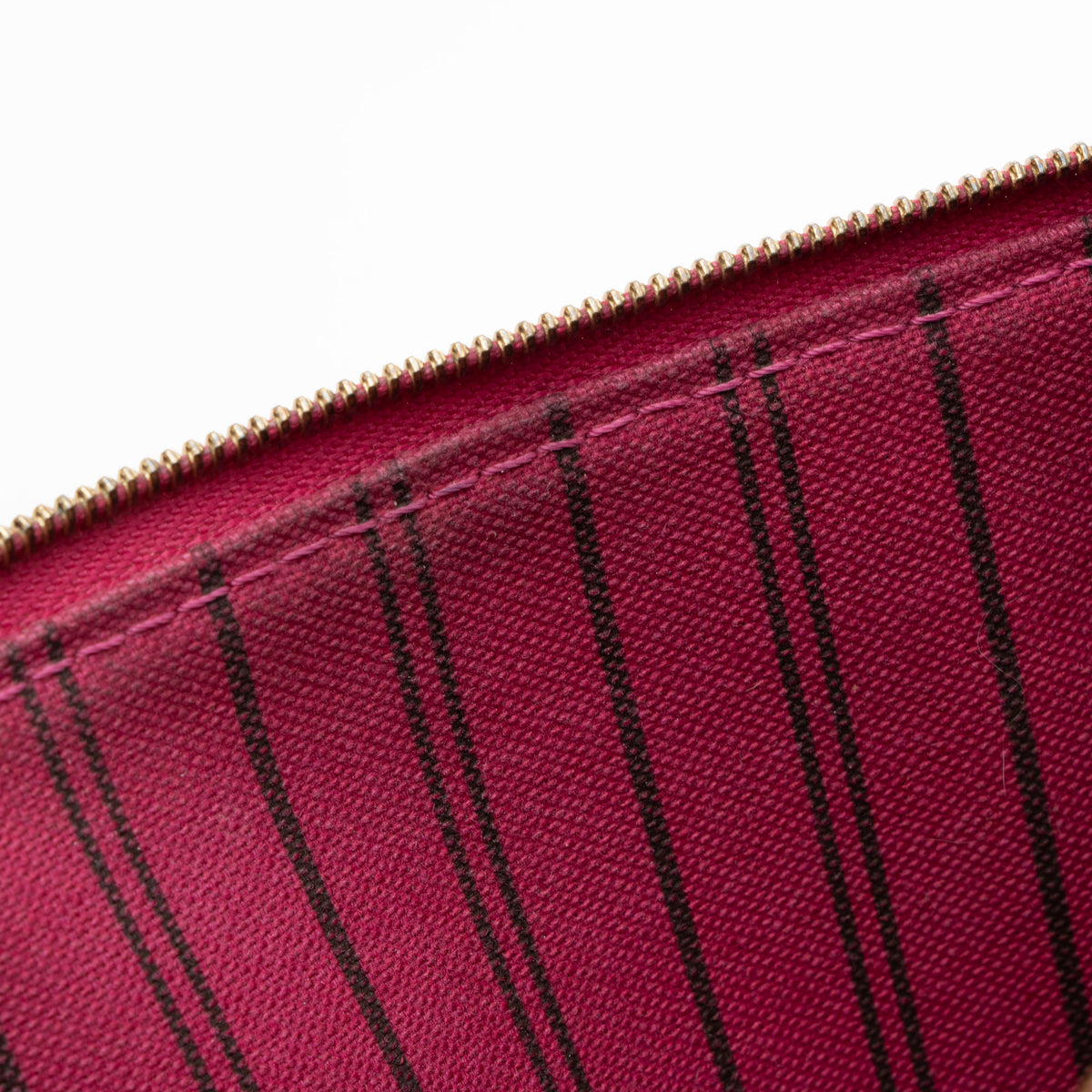 Louis Vuitton Monogram Canvas Neverfull MM Pochette