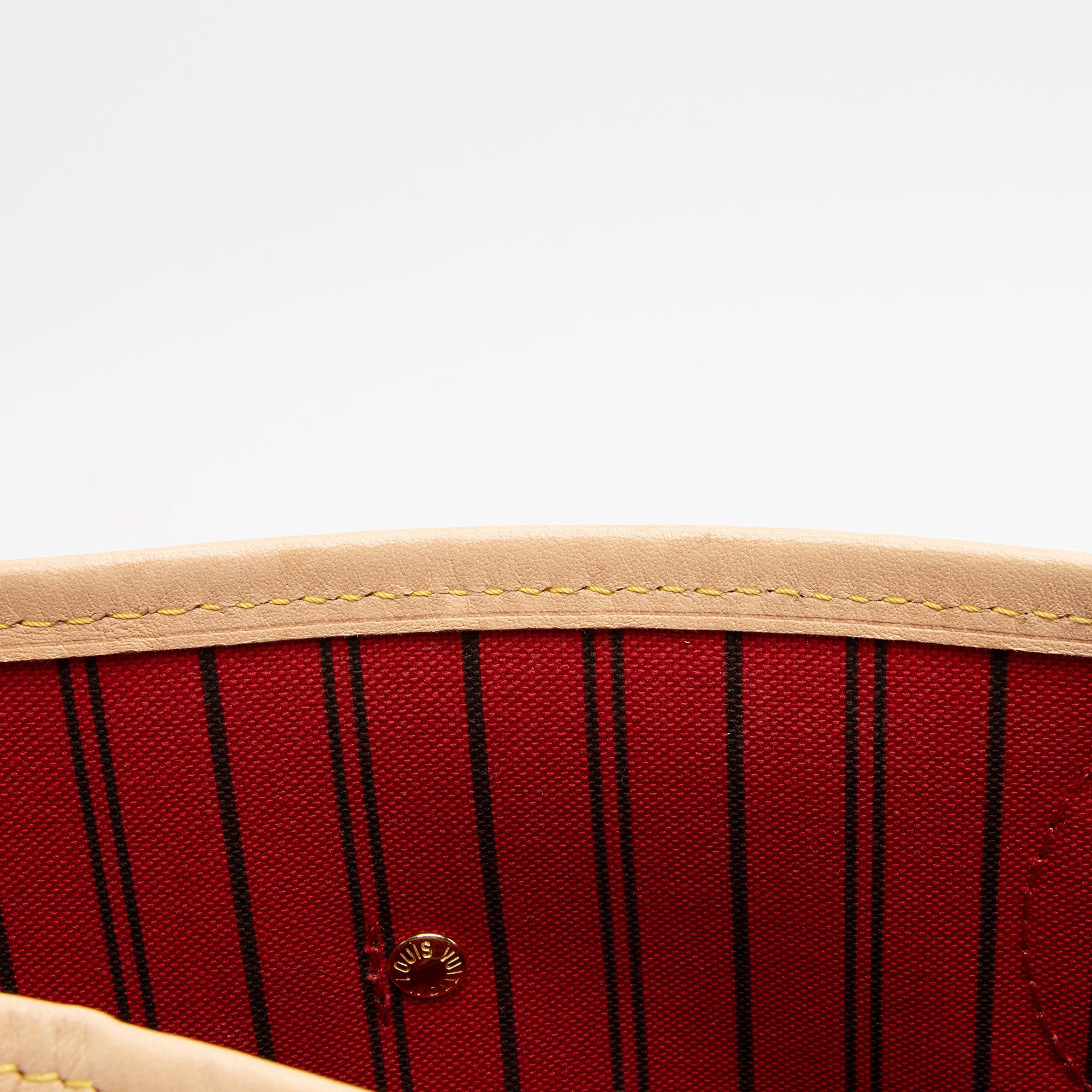 Louis Vuitton Monogram Canvas Neverfull MM Tote (SHF-Xy2Jyd)