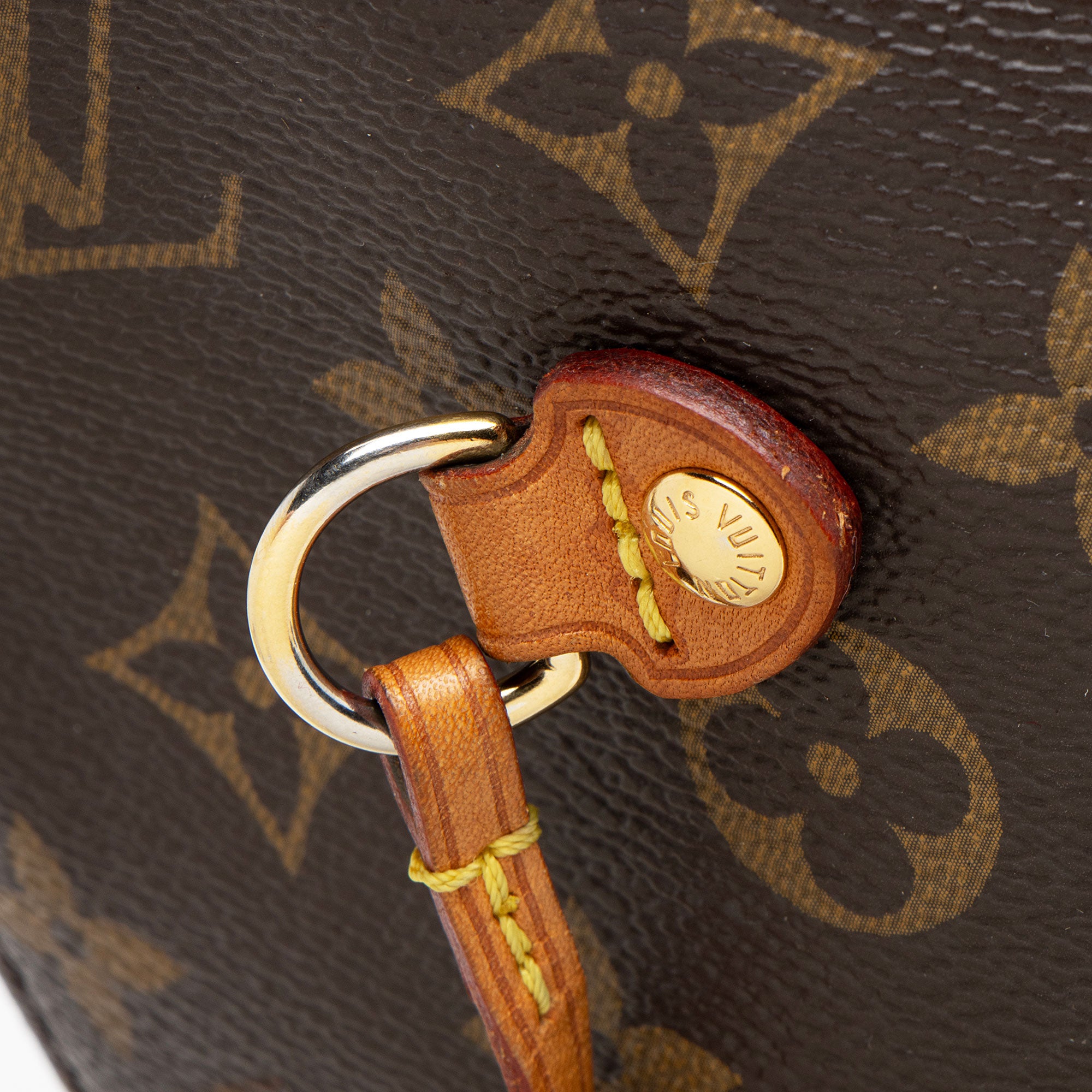 Louis Vuitton Monogram Canvas Neverfull MM Tote (SHF-UDEOS7)