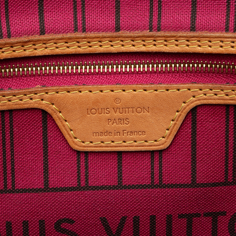 Louis Vuitton Monogram Canvas Neverfull PM Tote (SHF-kxS8y0)
