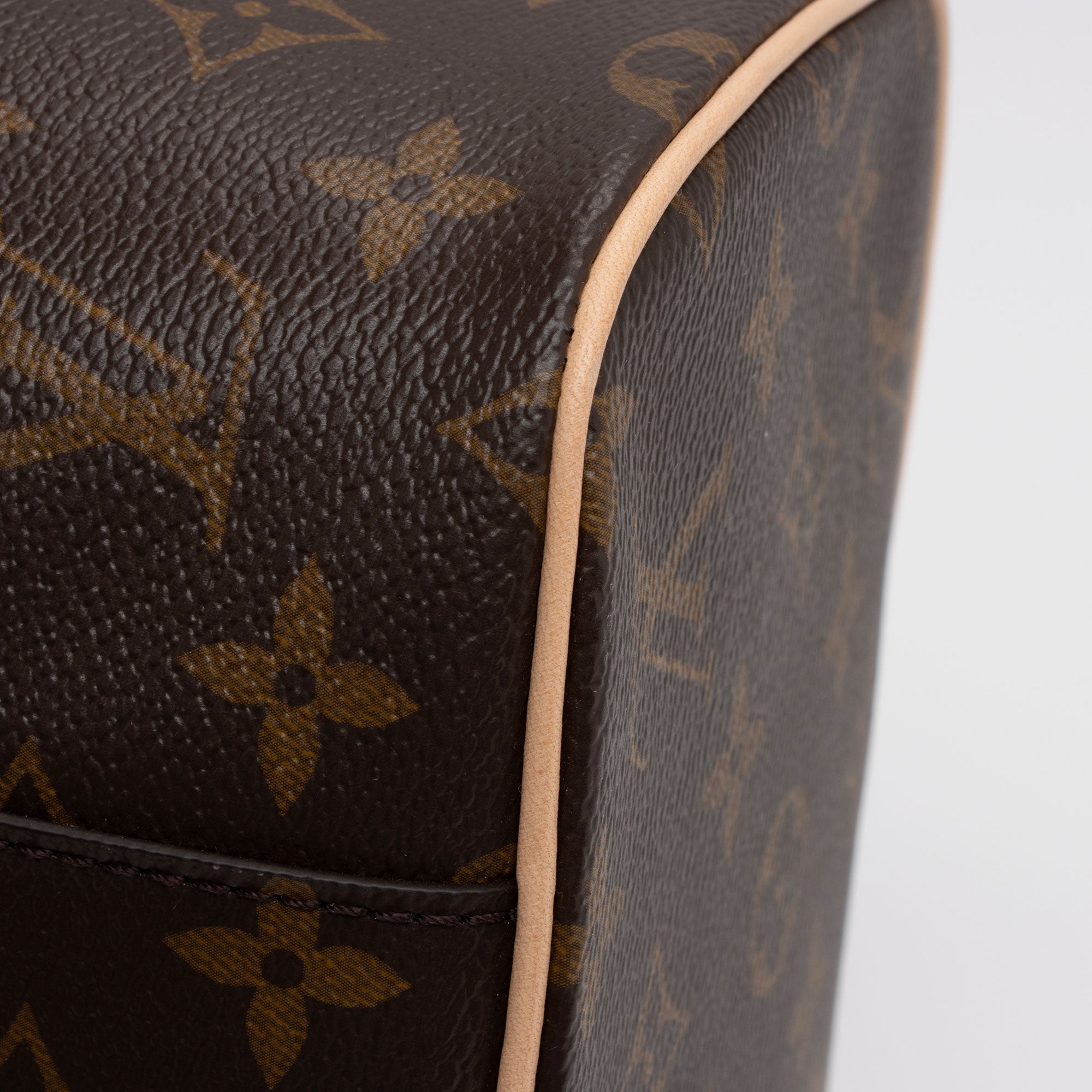 Louis Vuitton Monogram Canvas Nice BB Beauty Case (SHF-ain9PT)