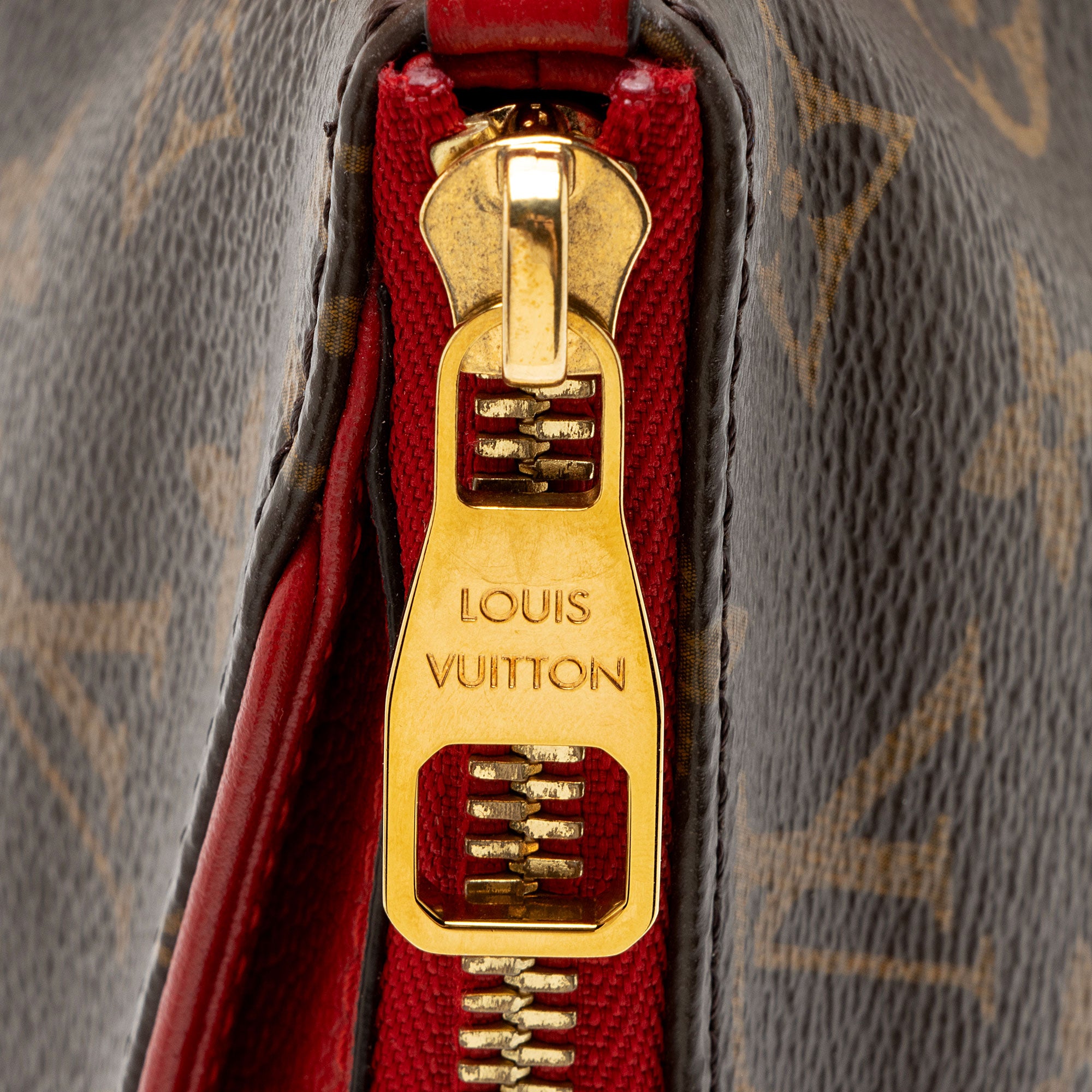 Louis Vuitton Monogram Canvas Pallas Beauty Clutch