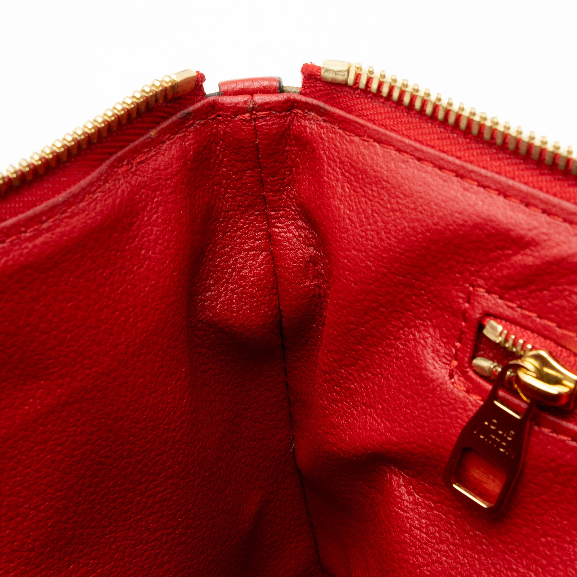 Louis Vuitton Monogram Canvas Pallas Beauty Clutch