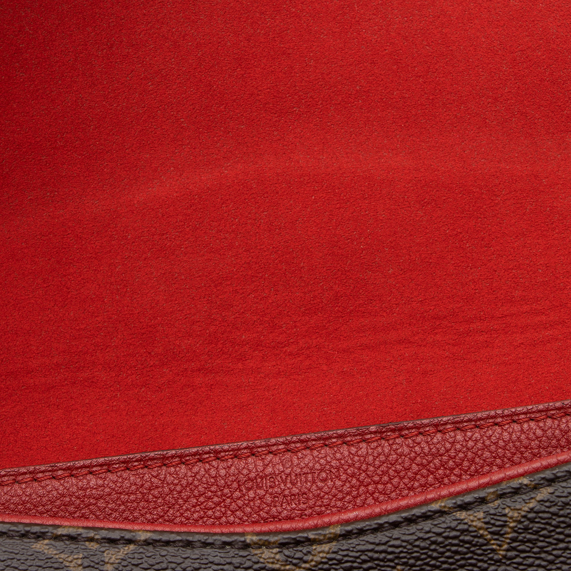 Louis Vuitton Monogram Canvas Pallas Chain Shoulder Bag (SHF-RtD3By)