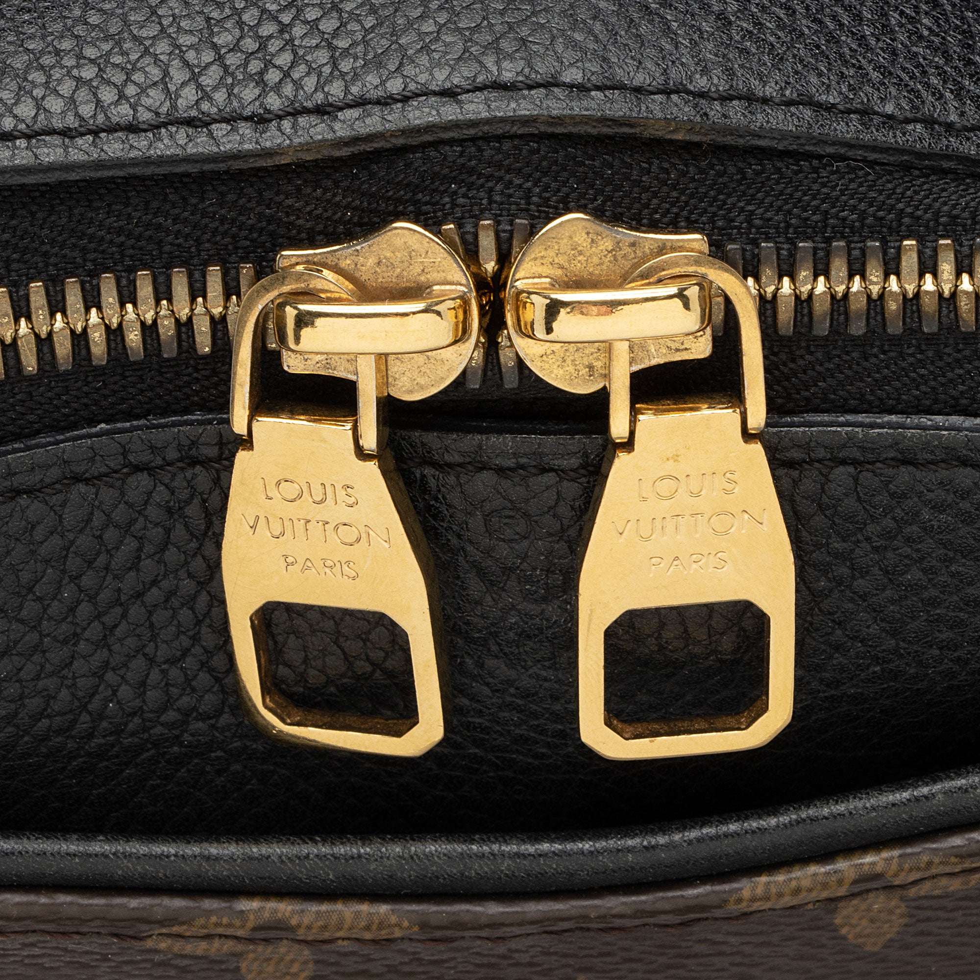 Louis Vuitton Monogram Canvas Pallas Satchel (SHF-iNQodI)