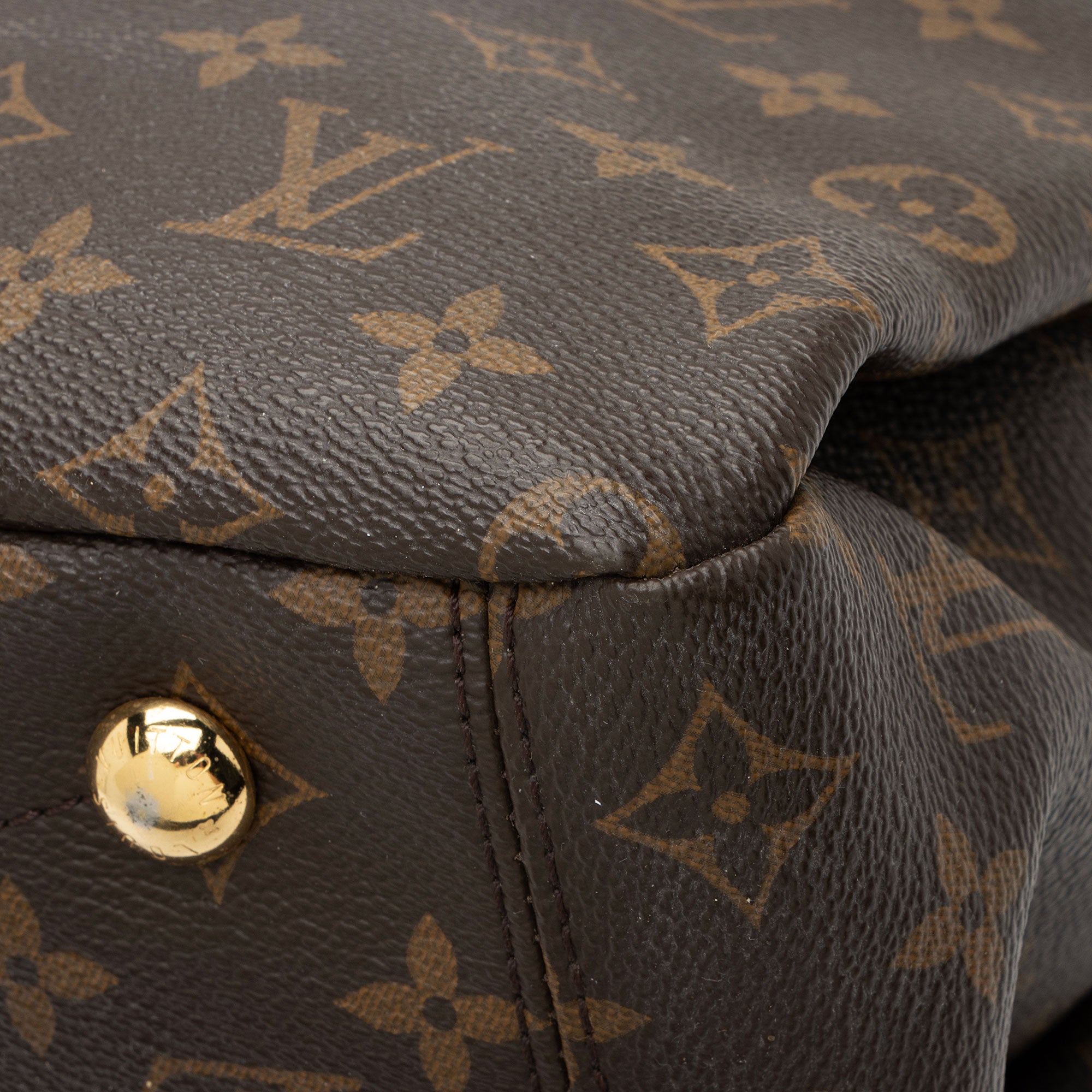 Louis Vuitton Monogram Canvas Pallas Satchel (SHF-fXzYBn)