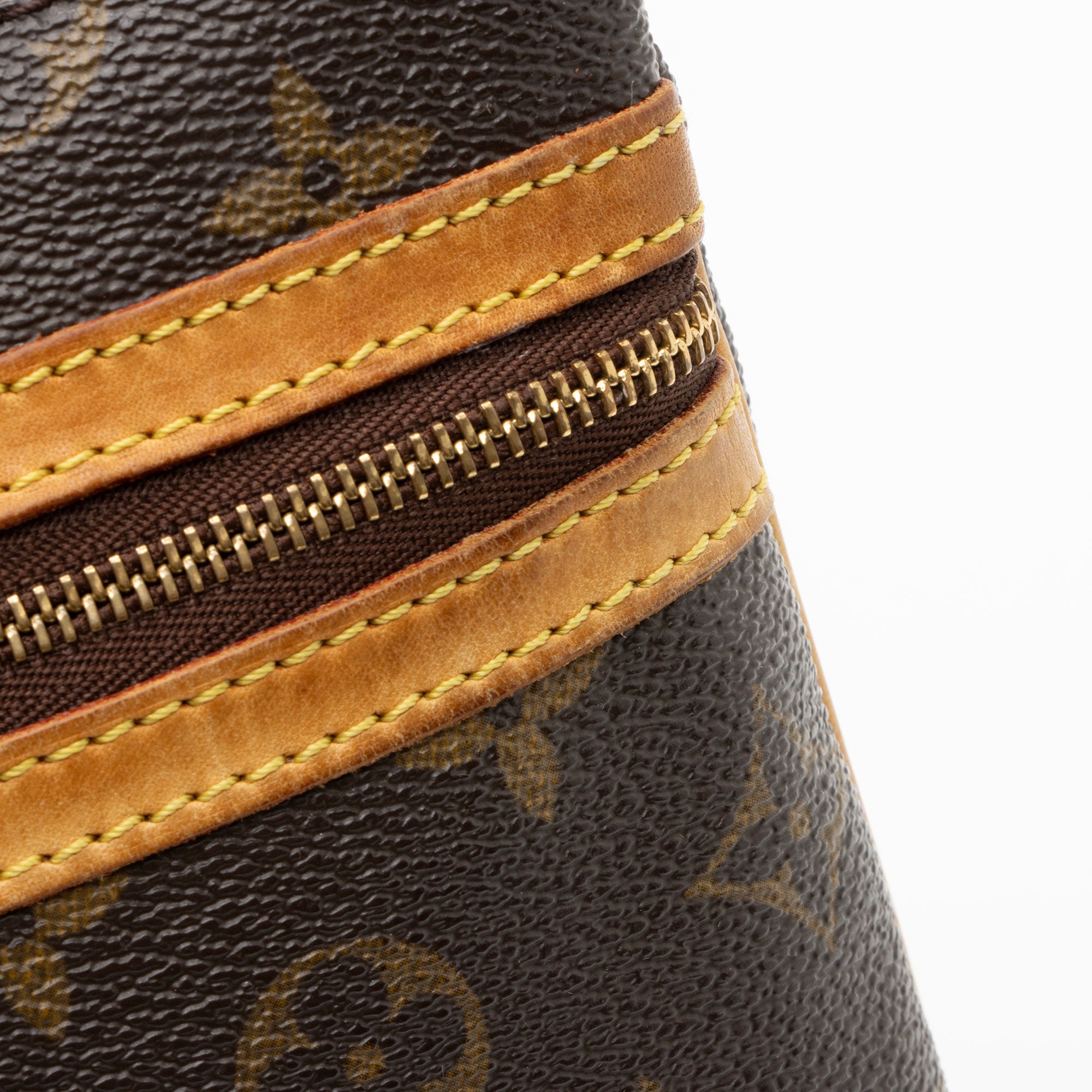 Louis Vuitton Monogram Canvas Pochette Bosphore Messenger (SHF-TsMZfs)