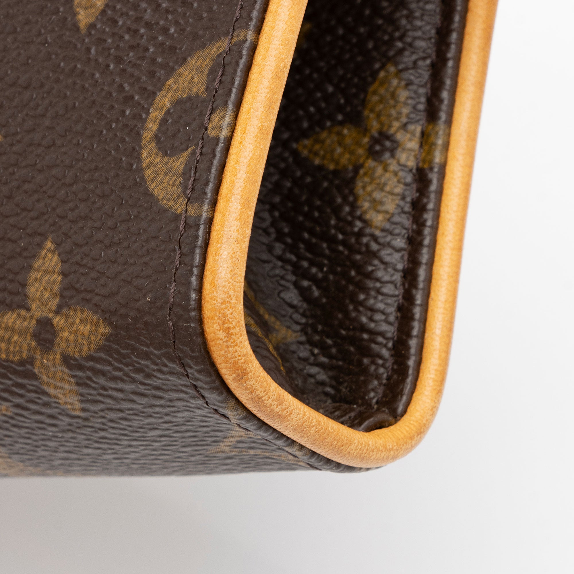 Louis Vuitton Monogram Canvas Pochette Florentine Small Belt Bag (SHF-iqnY6U)